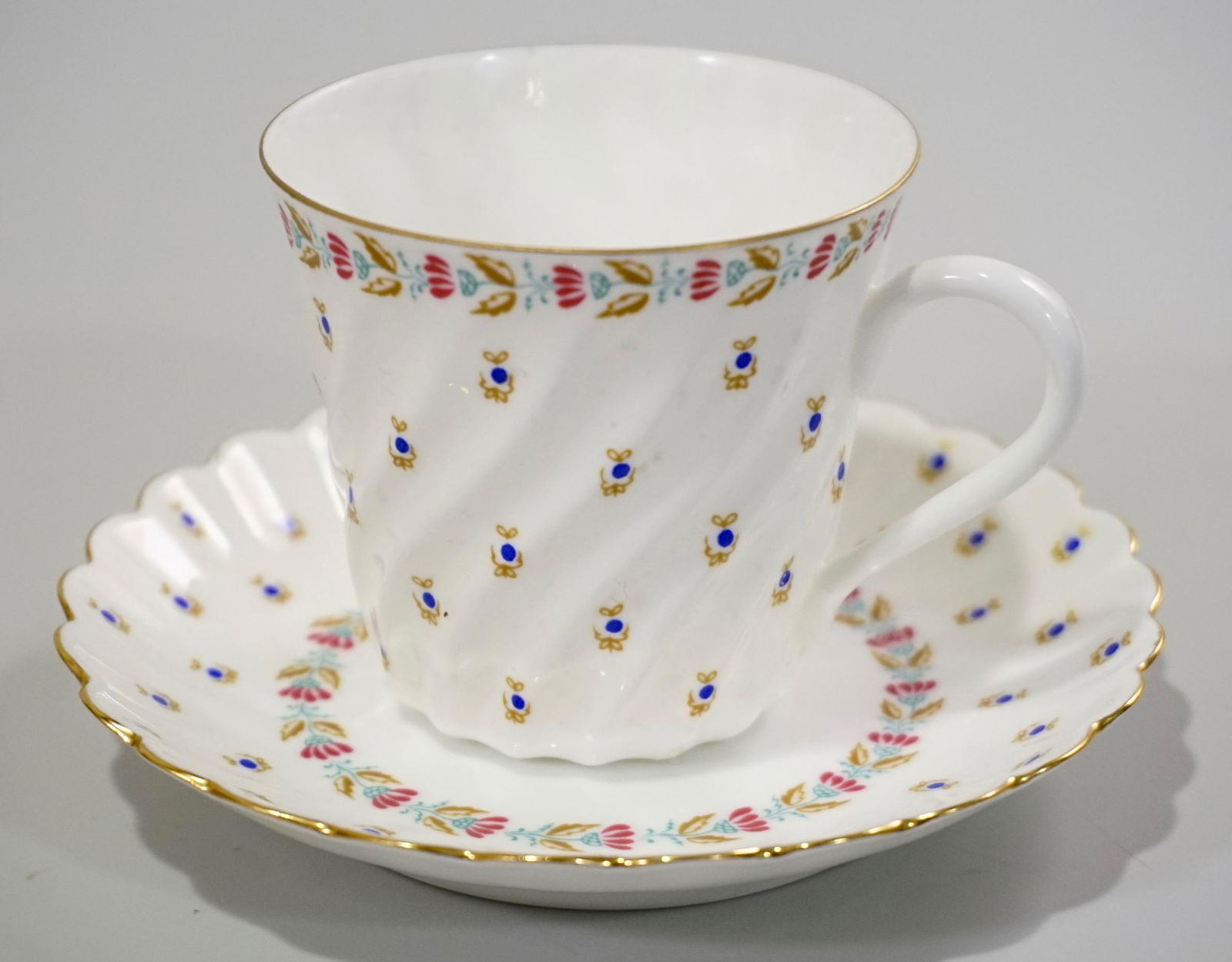 LFZ Russia Porcelain Cup and Saucer (1 of 6)