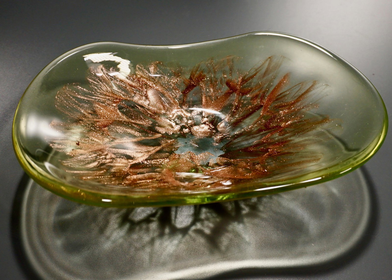 Aventurine Sparkle Vintage Modern Art Glass Murano Bowl: Aventurine Sparkle Vintage Modern Art Glass Murano Bowl Approximately 10 7/16 x 6 5/16 x 2 9/16 inches.