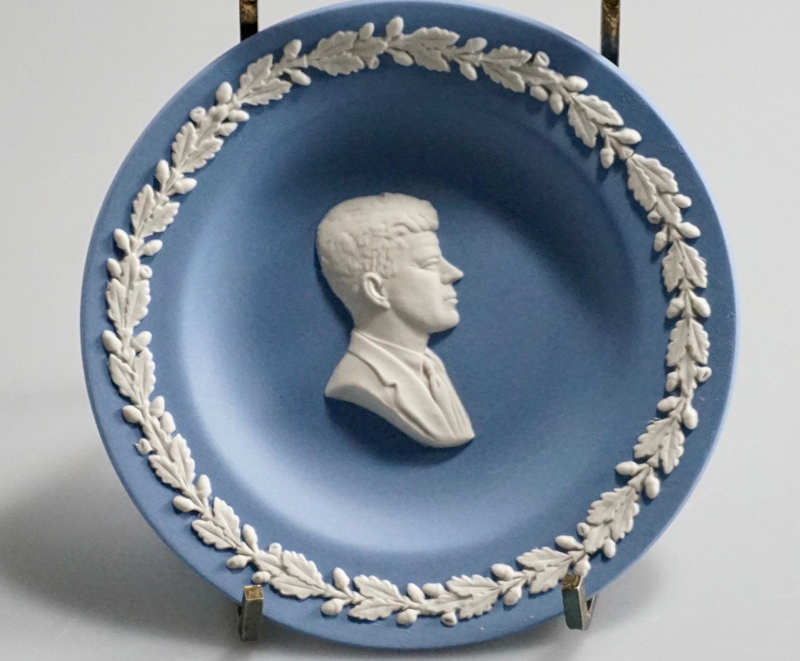 Wedgwood Blue Jasper JFK John Kennedy Cameo President: Wedgwood Blue Jasper JFK John Kennedy Cameo President Portrait Plaque Approximately 4 7/16 inches in diameter.