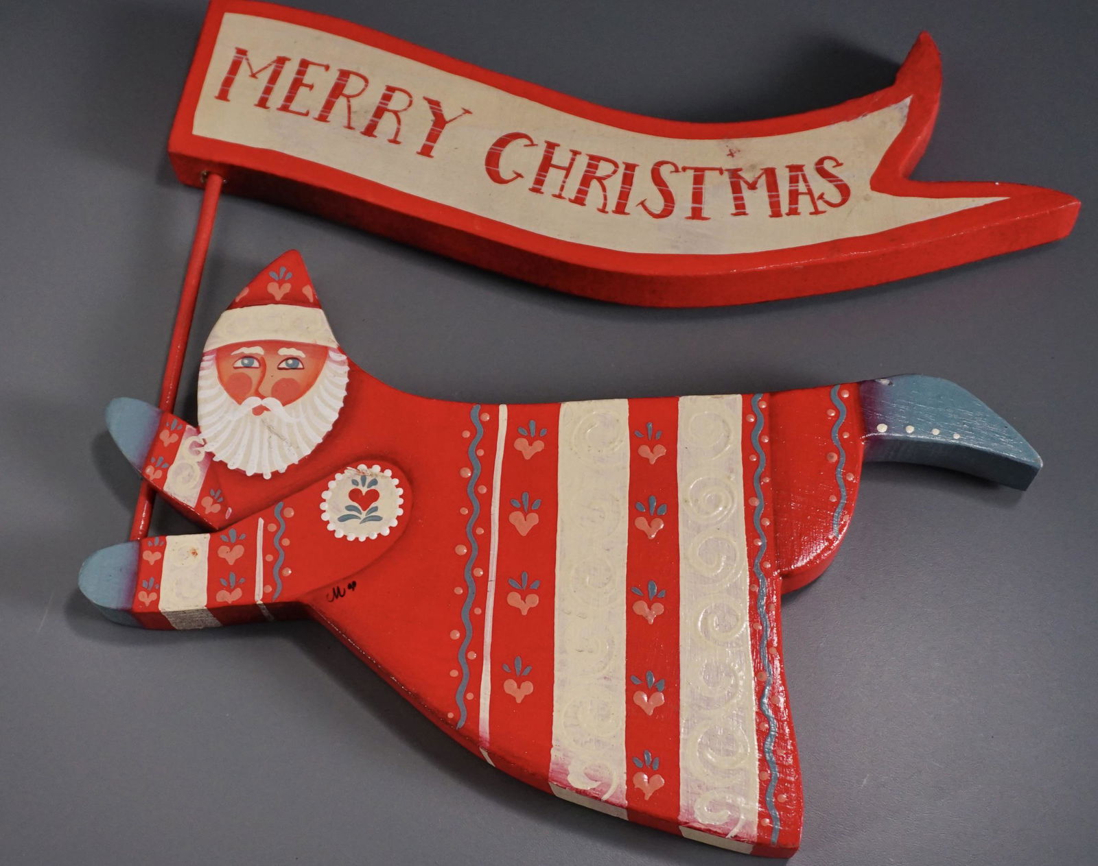 Santa Claus Wall Plaque Hand Painted Artist Signed: Santa Claus Wall Plaque Hand Painted Artist Signed Approximately 10 5/8 x 10 inches.