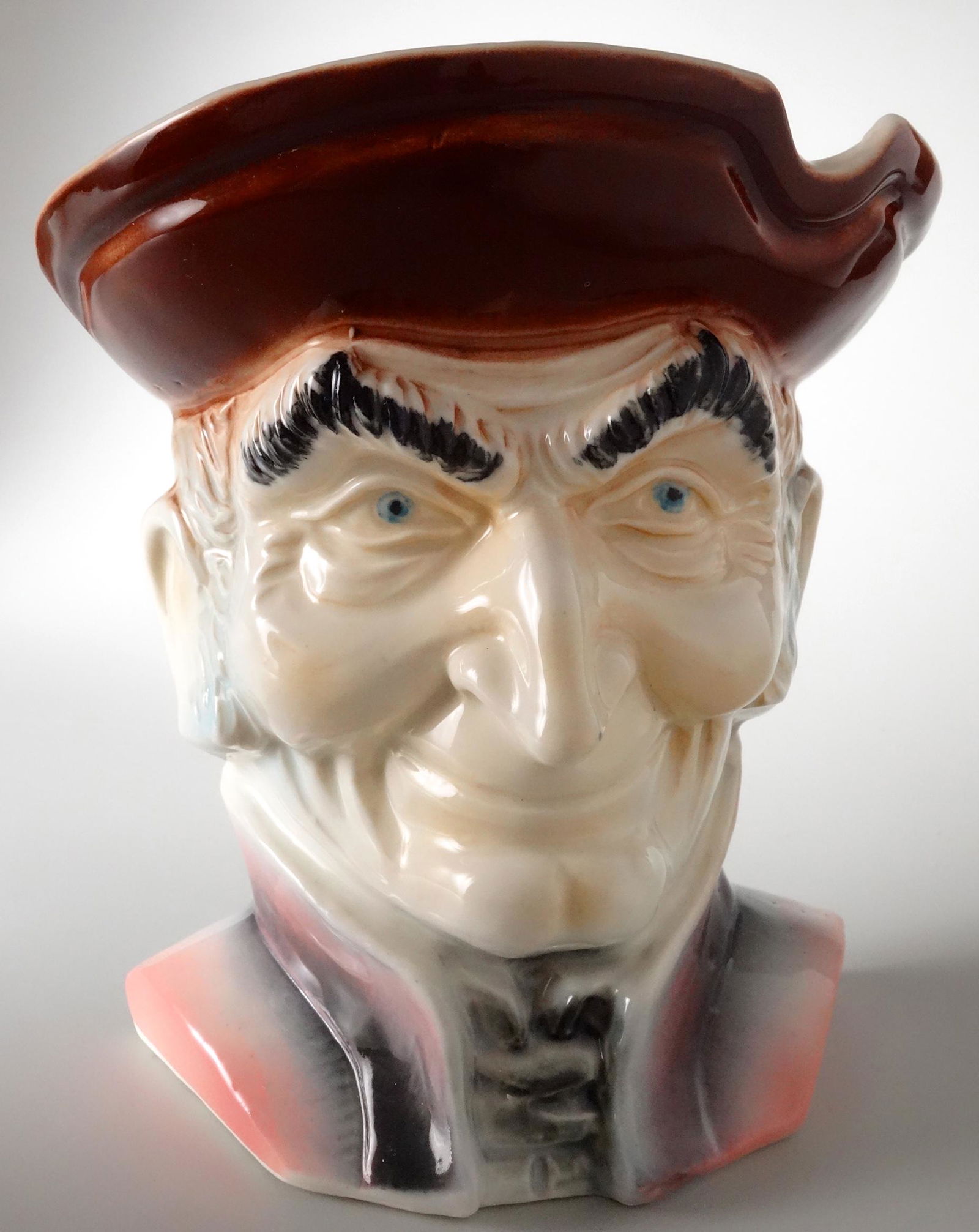 Glazed Ceramic Tricorn Hat Colonial Man Character Wall (1 of 6)