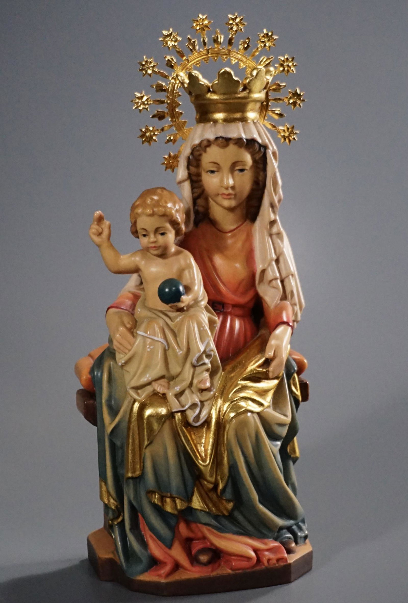 Carved Wood Hand Painted Virgin Mary Madonna & Child (1 of 8)