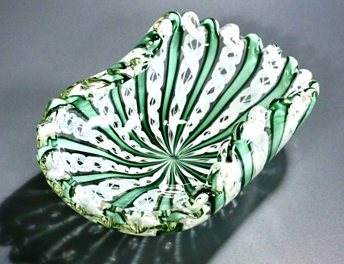 Salviati Zanfirico Italian Green Ribbon Filigree Bowl: Salviati Zanfirico Italian Green Ribbon Filigree Latticino Art Glass Bowl Mid Century Murano Approximately 7 7/8 x 4 7/8 x 3 inches tall.