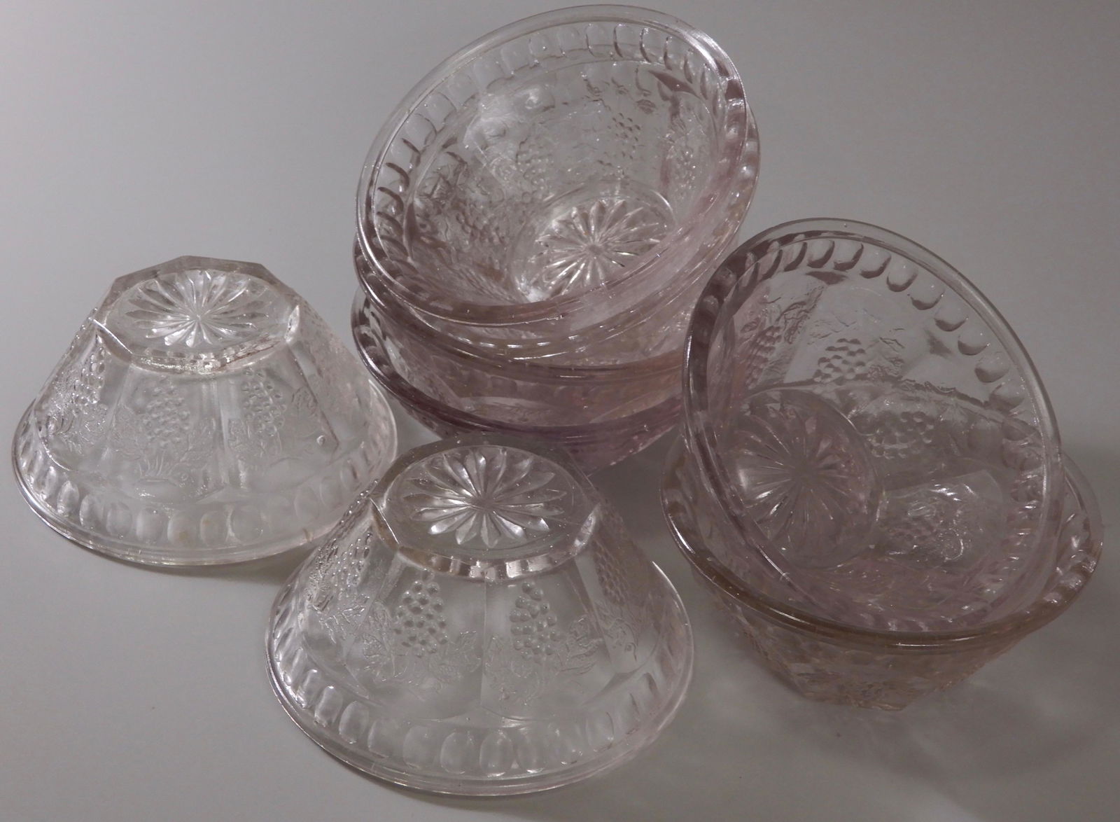 Vintage Pressed Glass Custard Bowls Lot of 8 (1 of 7)