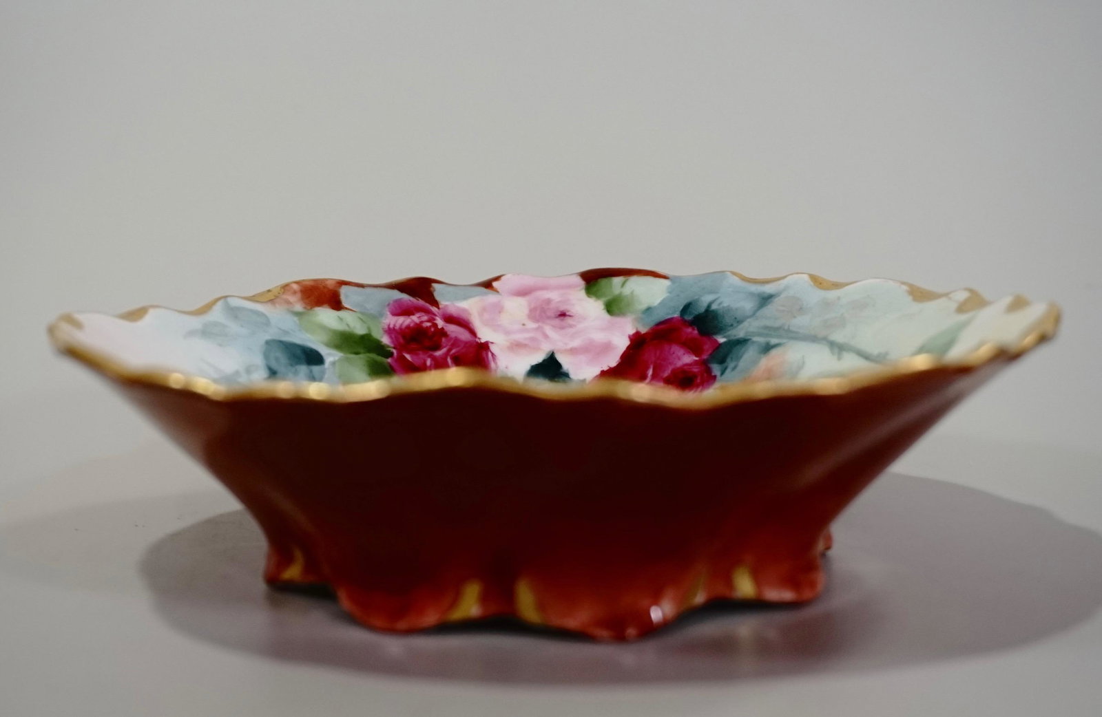 RC Versailles Rose Painted Bowl Bavarian Porcelain: RC Versailles Rose Painted Bowl Bavarian Porcelain c1900 Approximately 6 1/8 inches in diameter.
