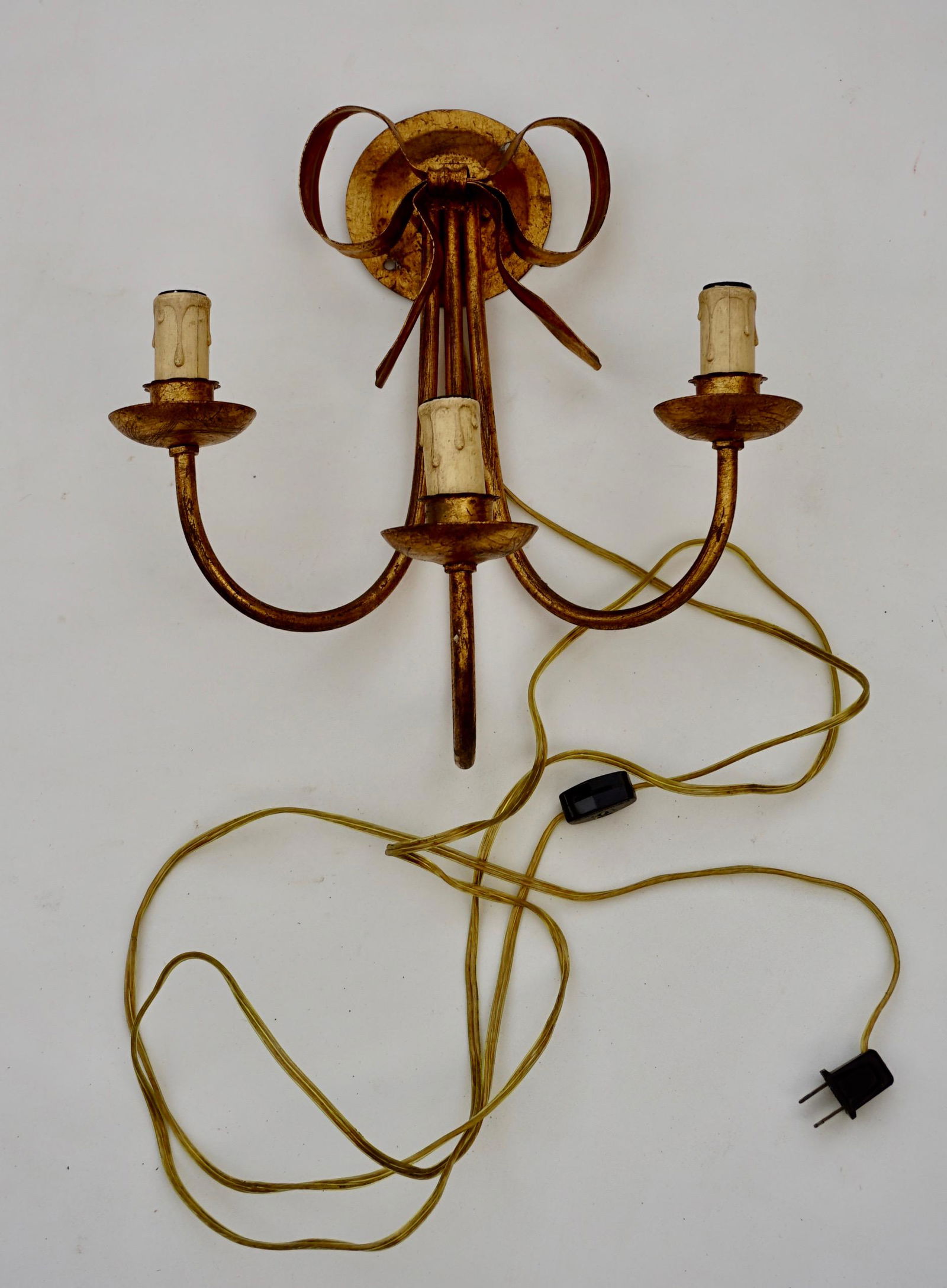 Italian Tole Gilded Bow Electric Wall Sconce (1 of 6)