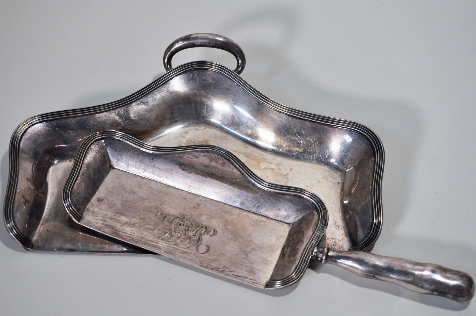 Silver Plated Butler Crumbs Set Meriden Quadruple Plate (1 of 4)