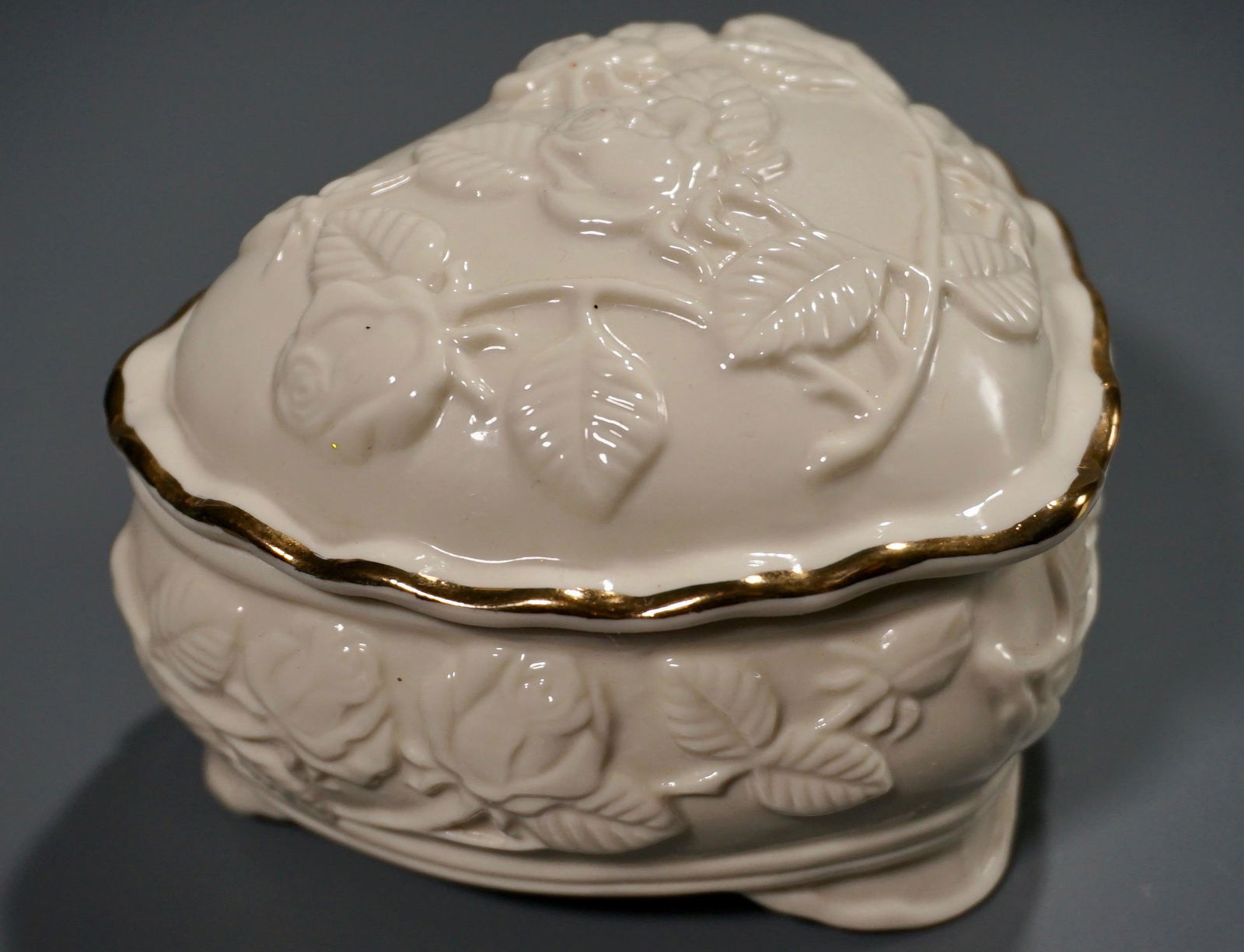 Heart Shaped Jewelry Music Box (1 of 3)