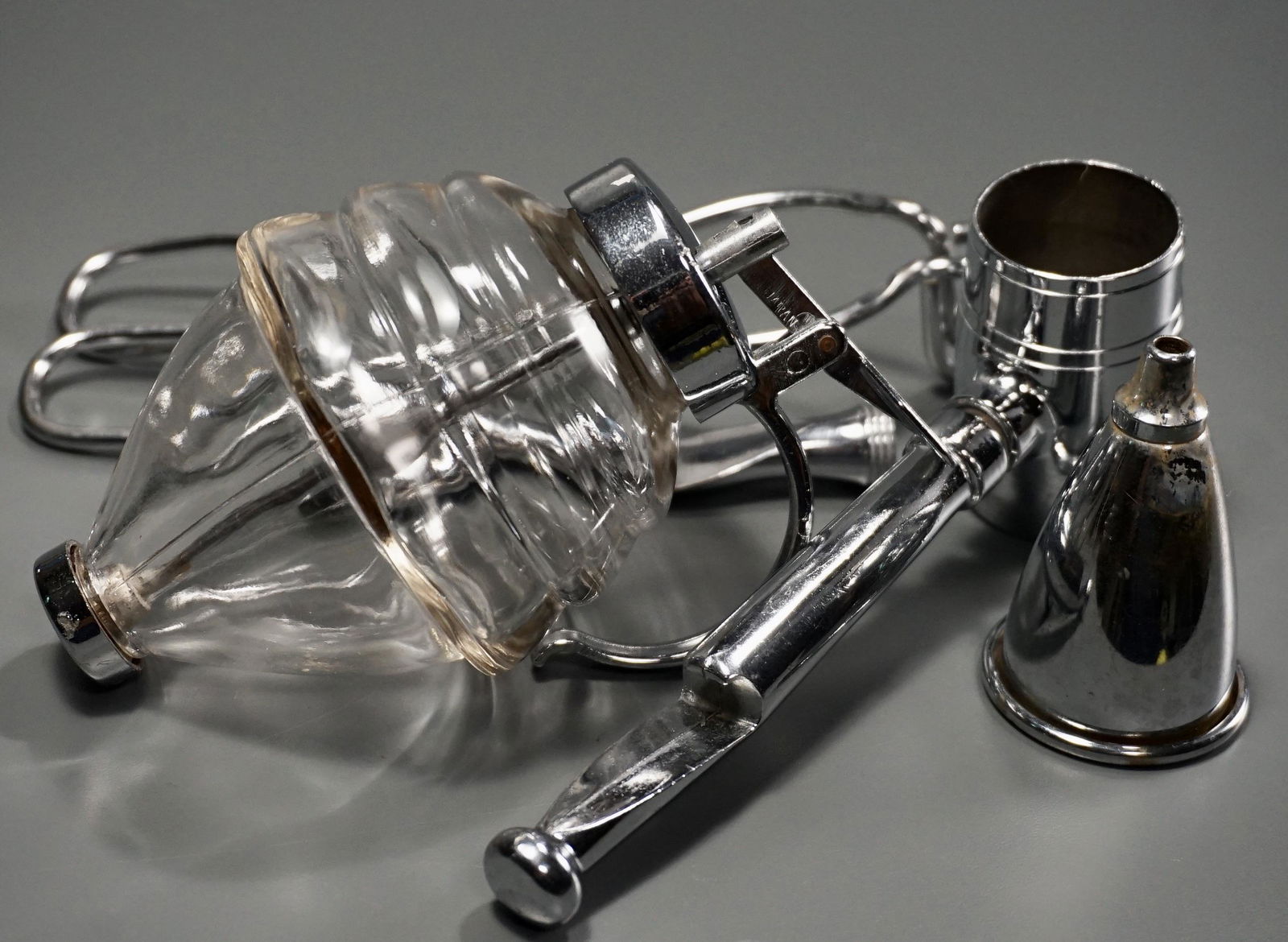 Vintage Chrome Barware Cocktail Bartender Tools (1 of 4)