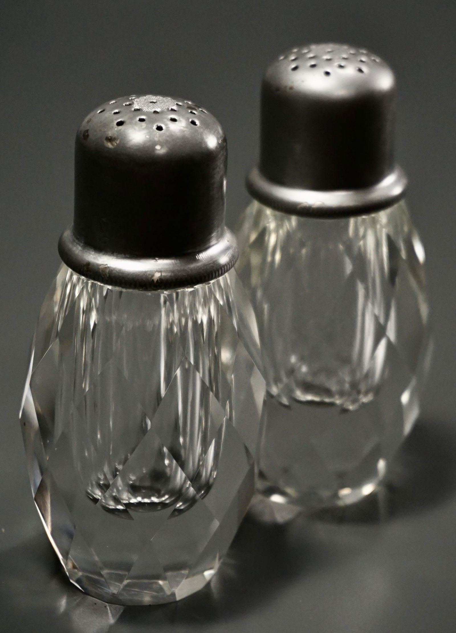 Vintage Heavy Cut Crystal Salt Pepper Shaker Lot of 2 (1 of 4)