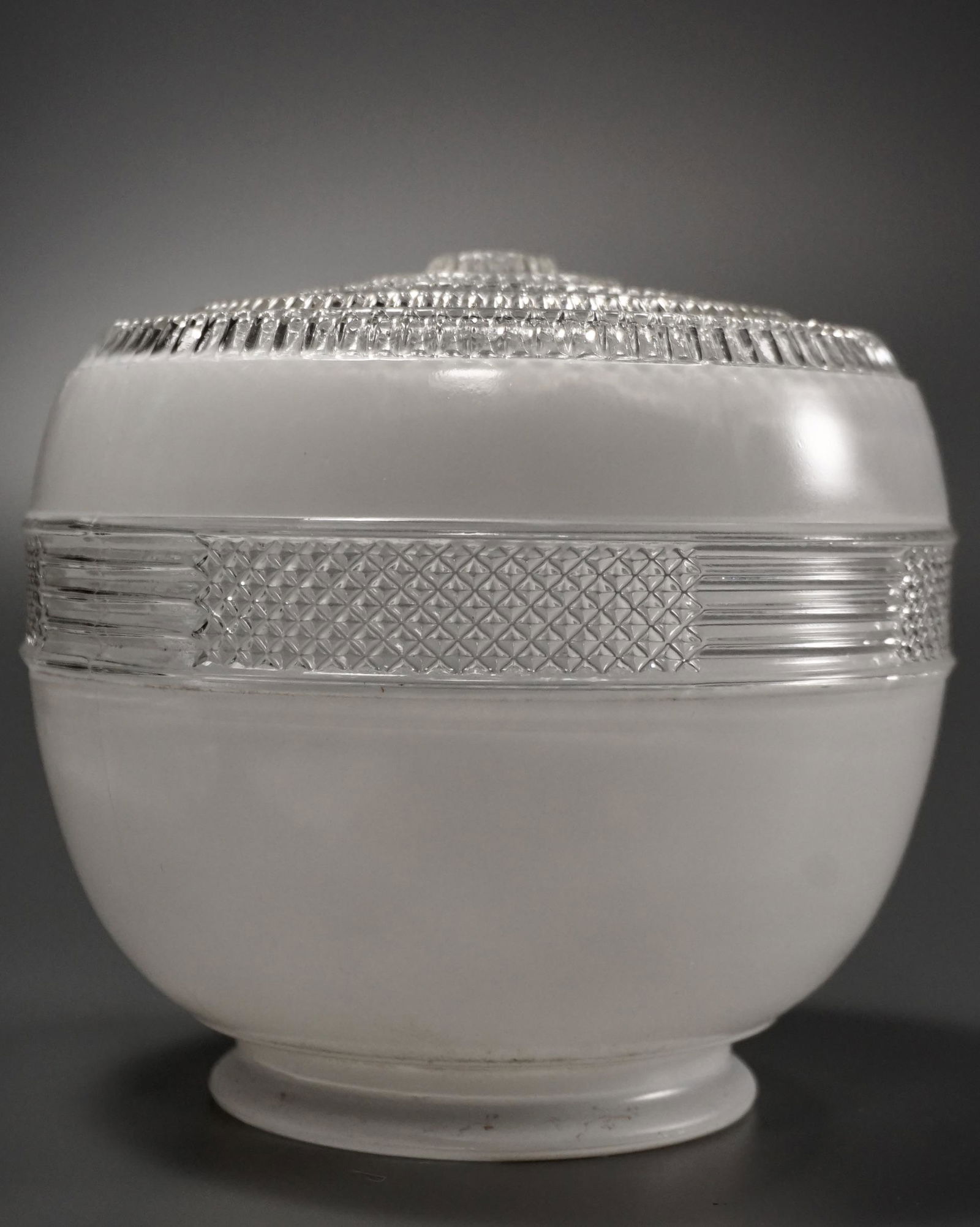 Vintage Bullseye Target Clear Milk Glass Cover Globe (1 of 3)