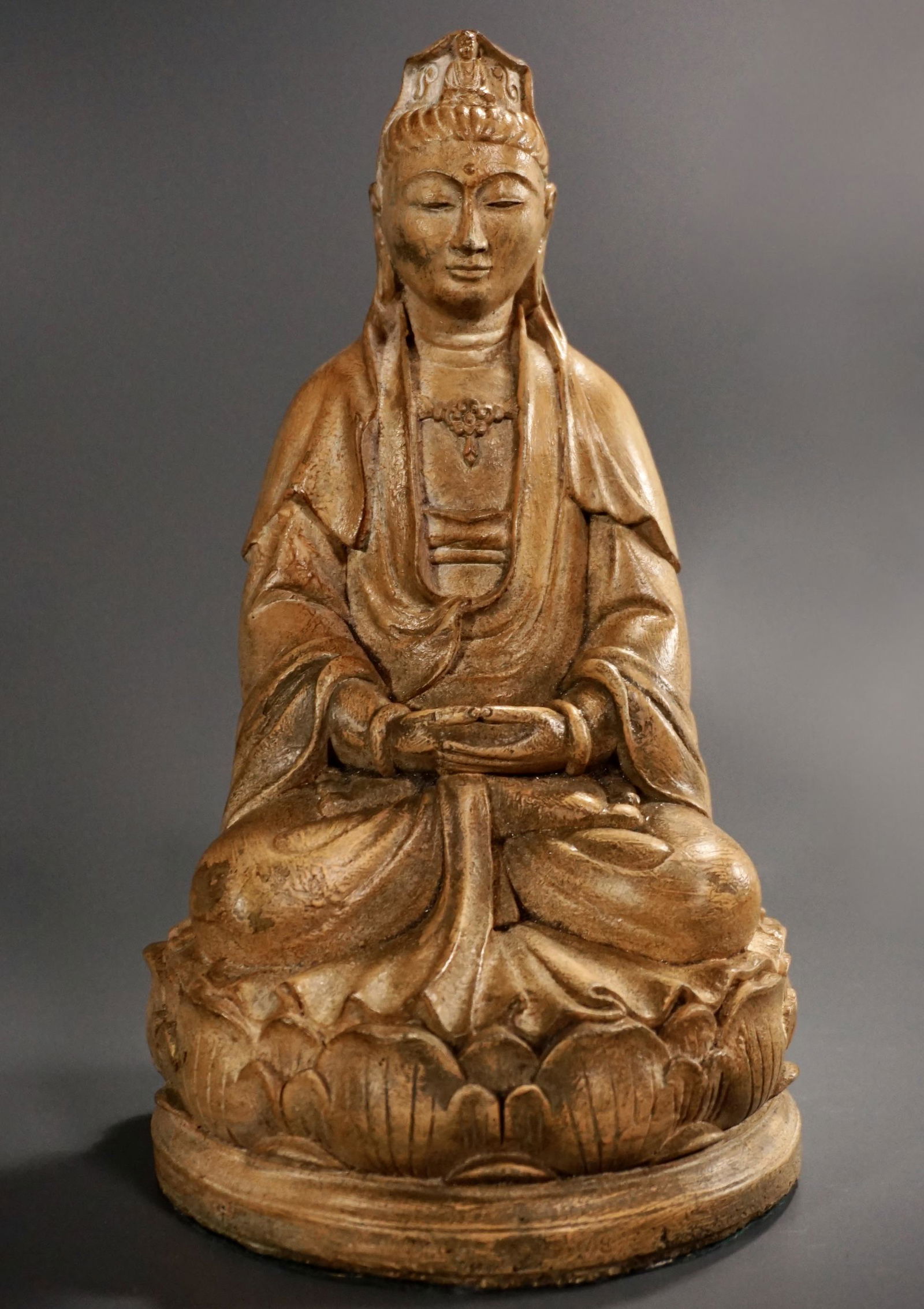 Guanyin Buddhist Figurine Garden Statue Kwan Yin Seated (1 of 6)