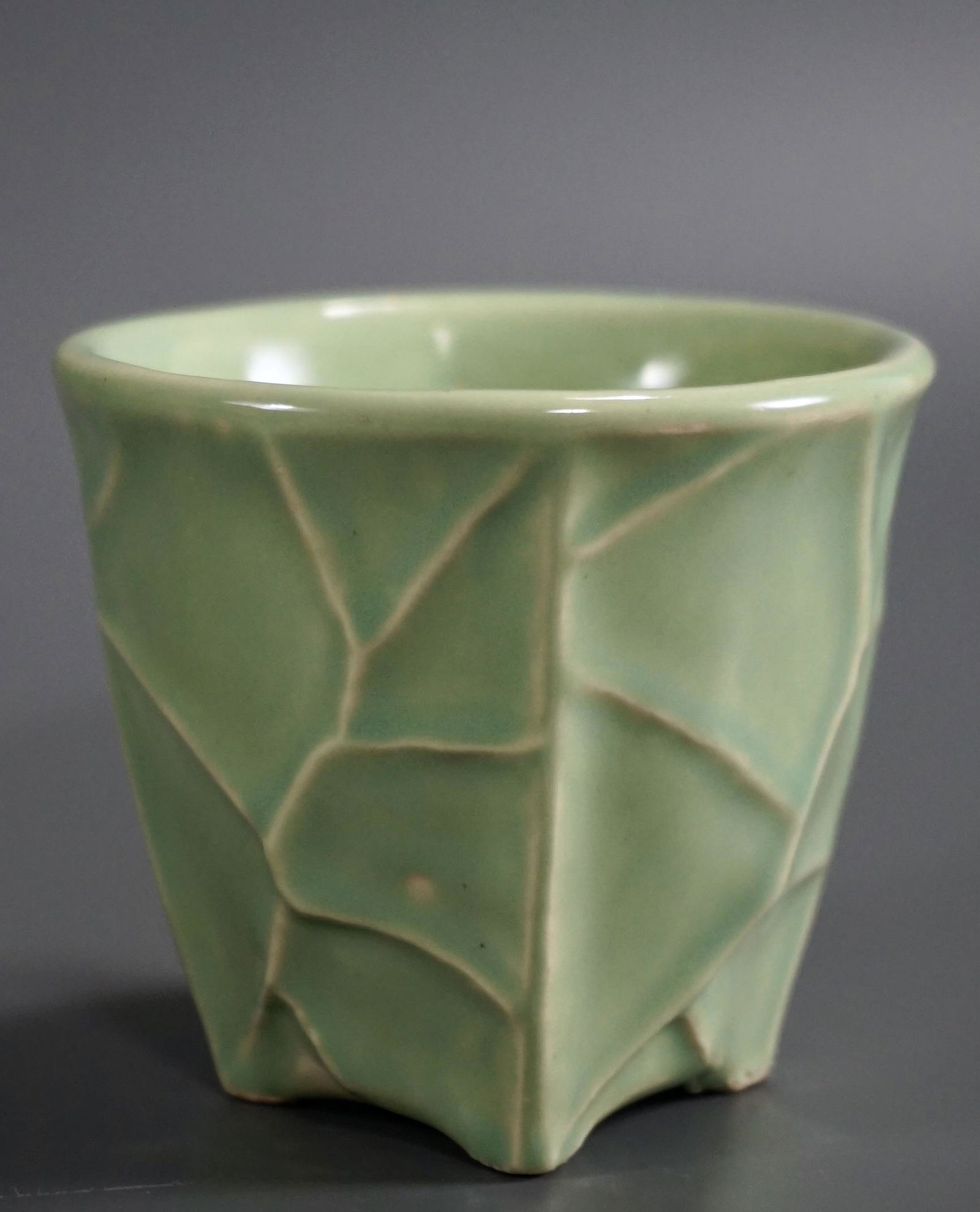 McCoy Cactus Planter Vintage Leaf Pattern Pottery Pot (1 of 4)