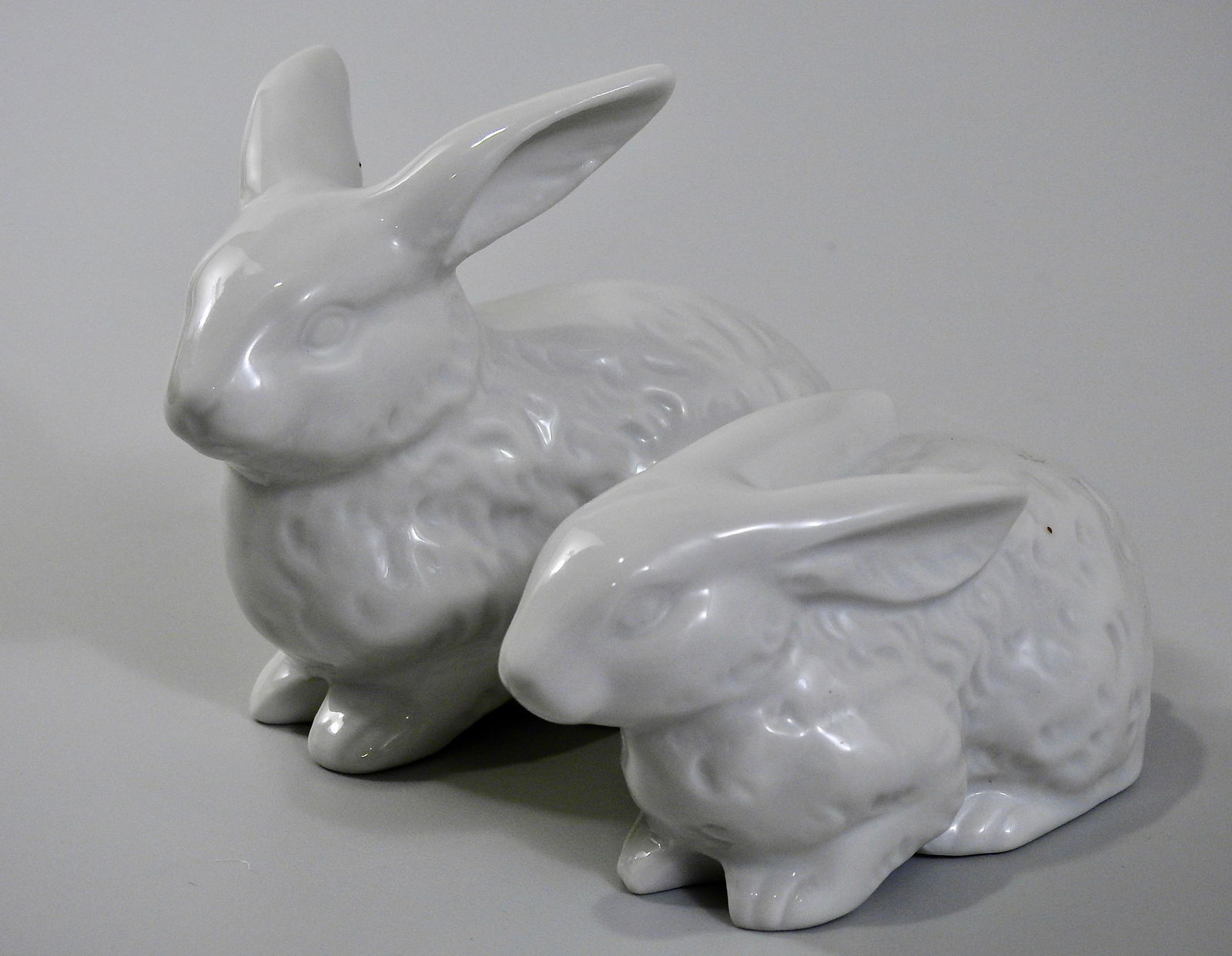 Blanc De Chine Glazed Bunny Figurines Easter Decoration (1 of 4)