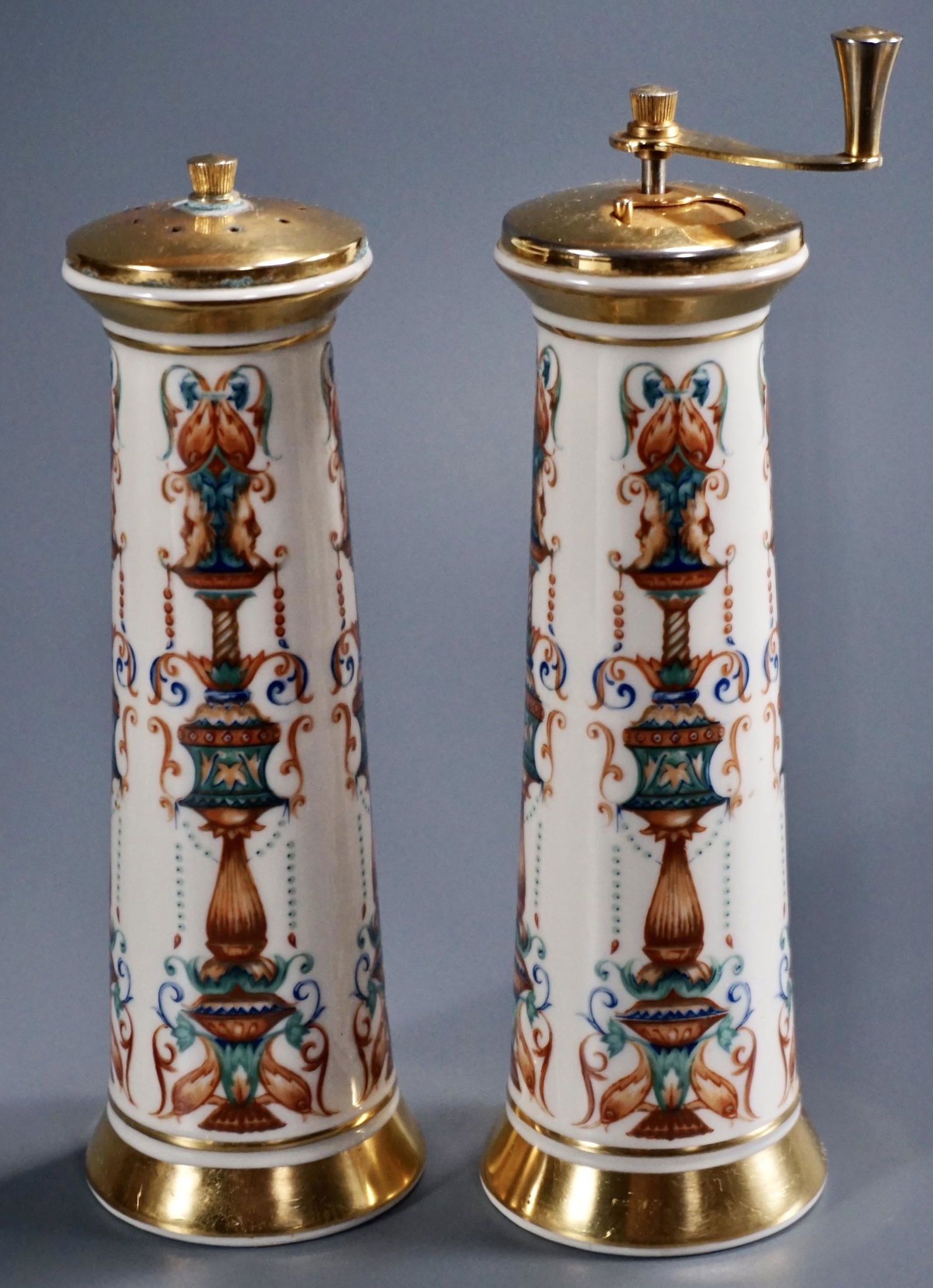 Lenox Lido Pepper Mill Salt Shaker Set (1 of 6)