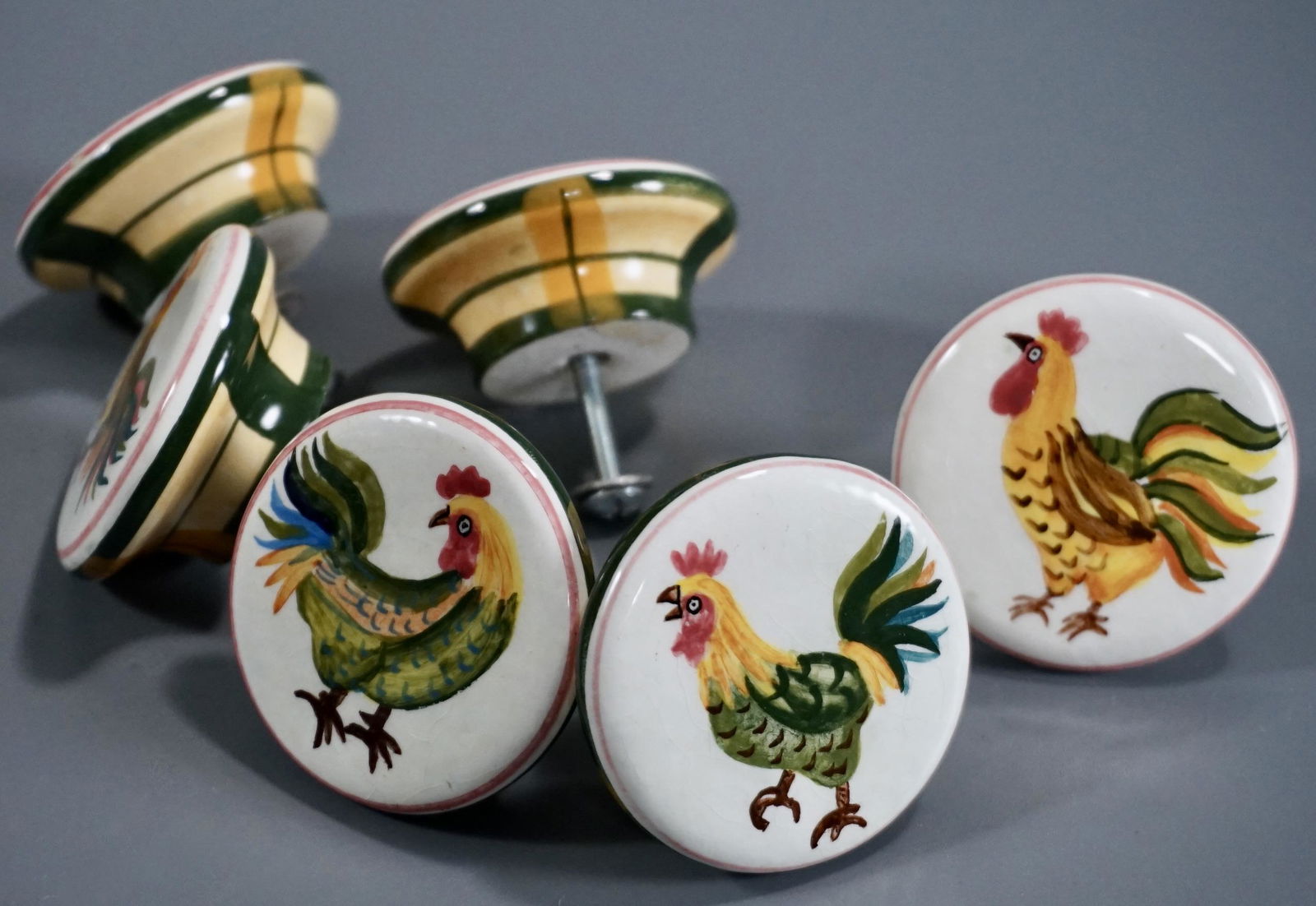 Country Rooster Vintage Hand Painted Ceramic Cabinet (1 of 3)