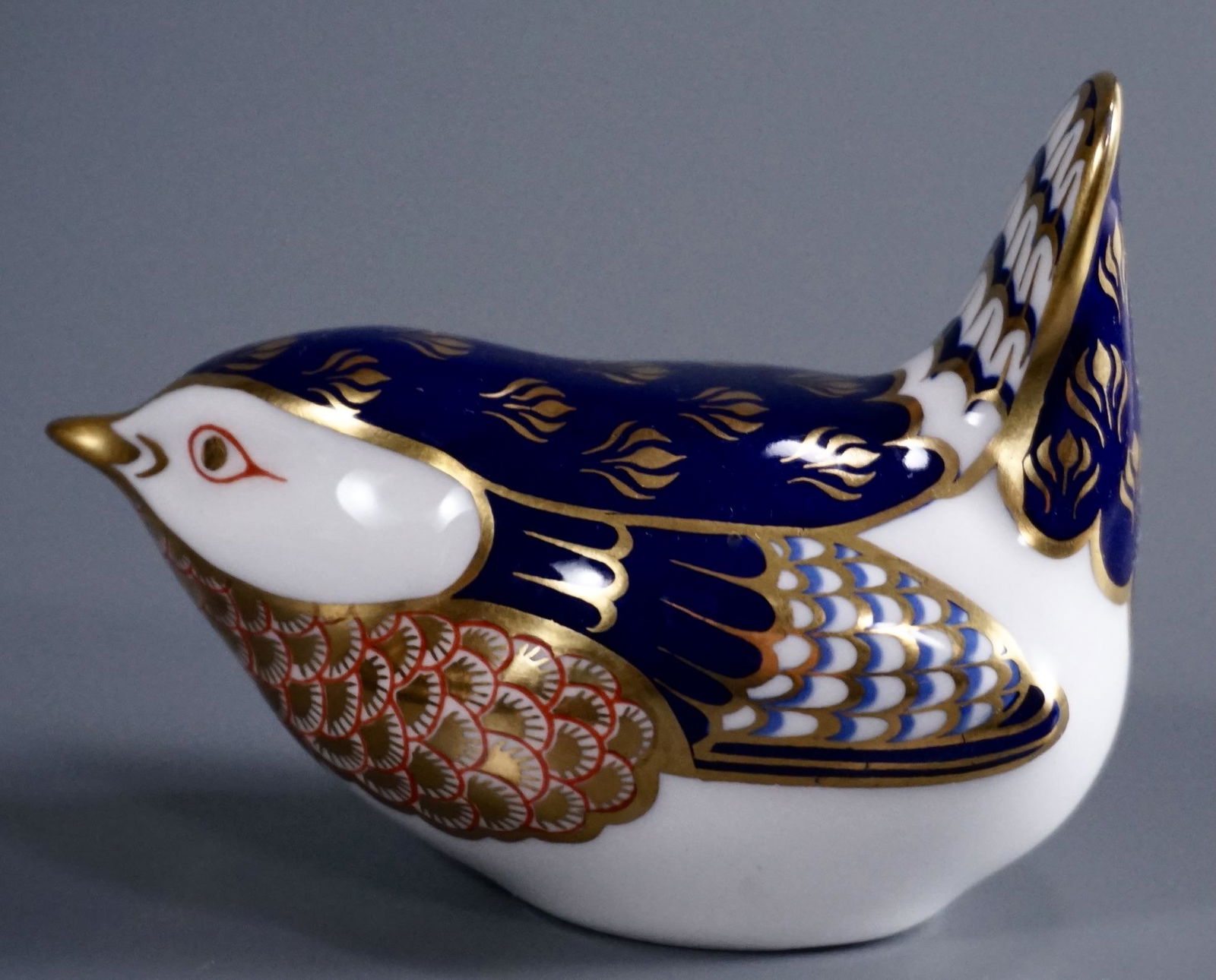 Wren Imari Porcelain Royal Crown Derby Bird Paperweight (1 of 6)
