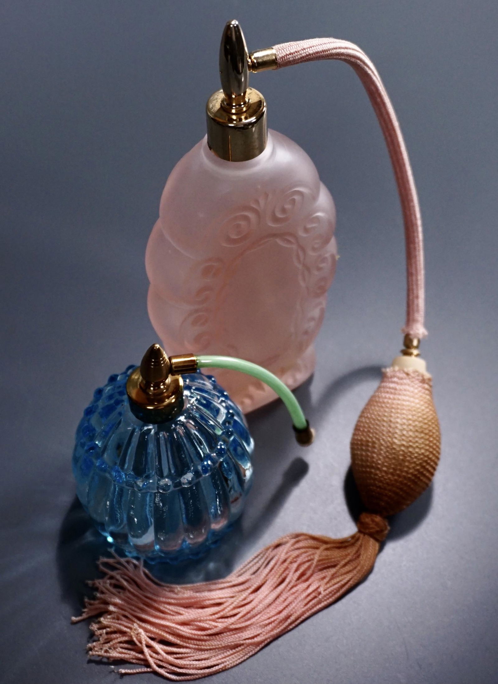 Vintage Perfume Atomizer Colored Glass Vanity Scent (1 of 5)