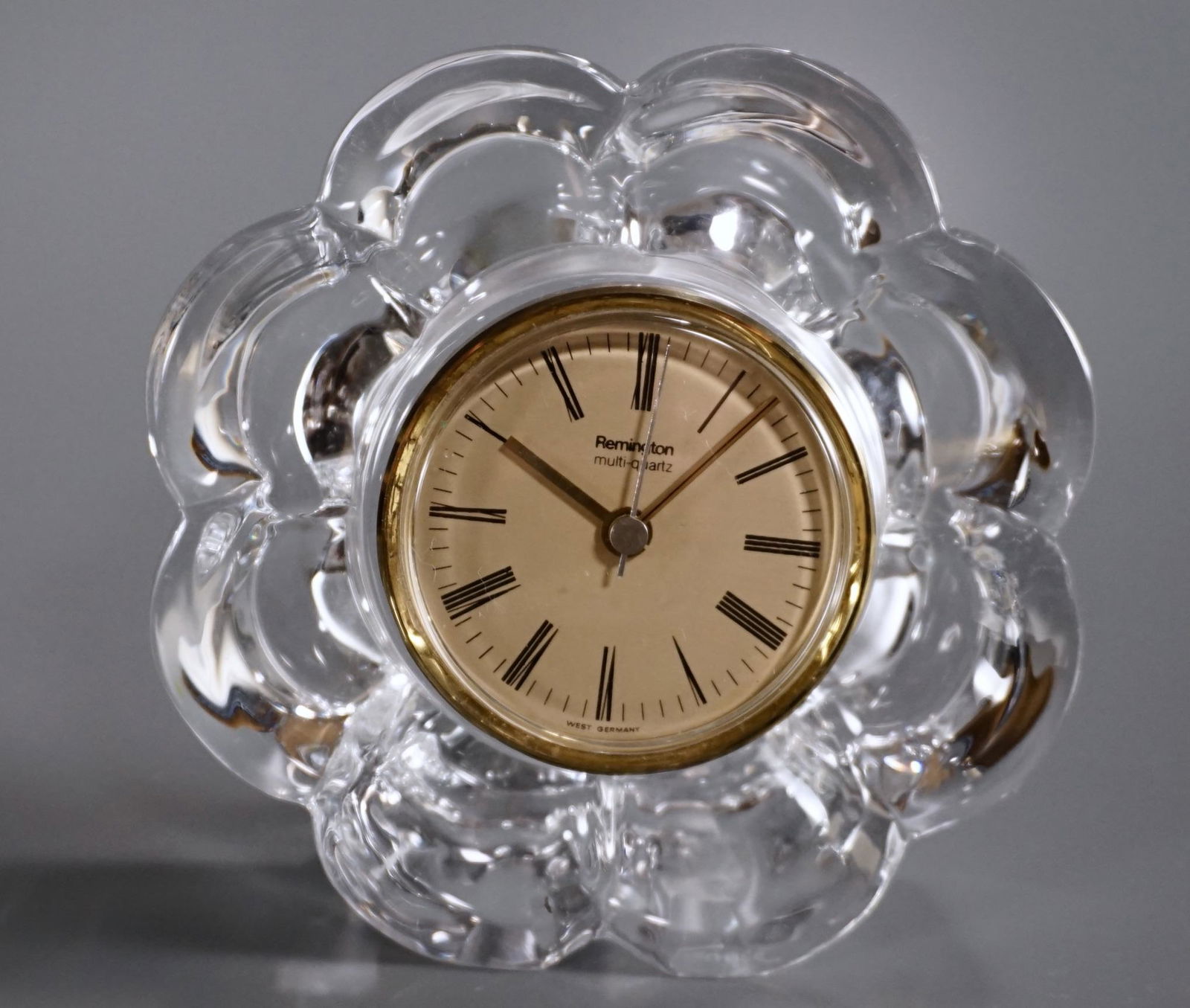Daum Crystal Vintage Mid Century Floriform Desk Clock (1 of 8)