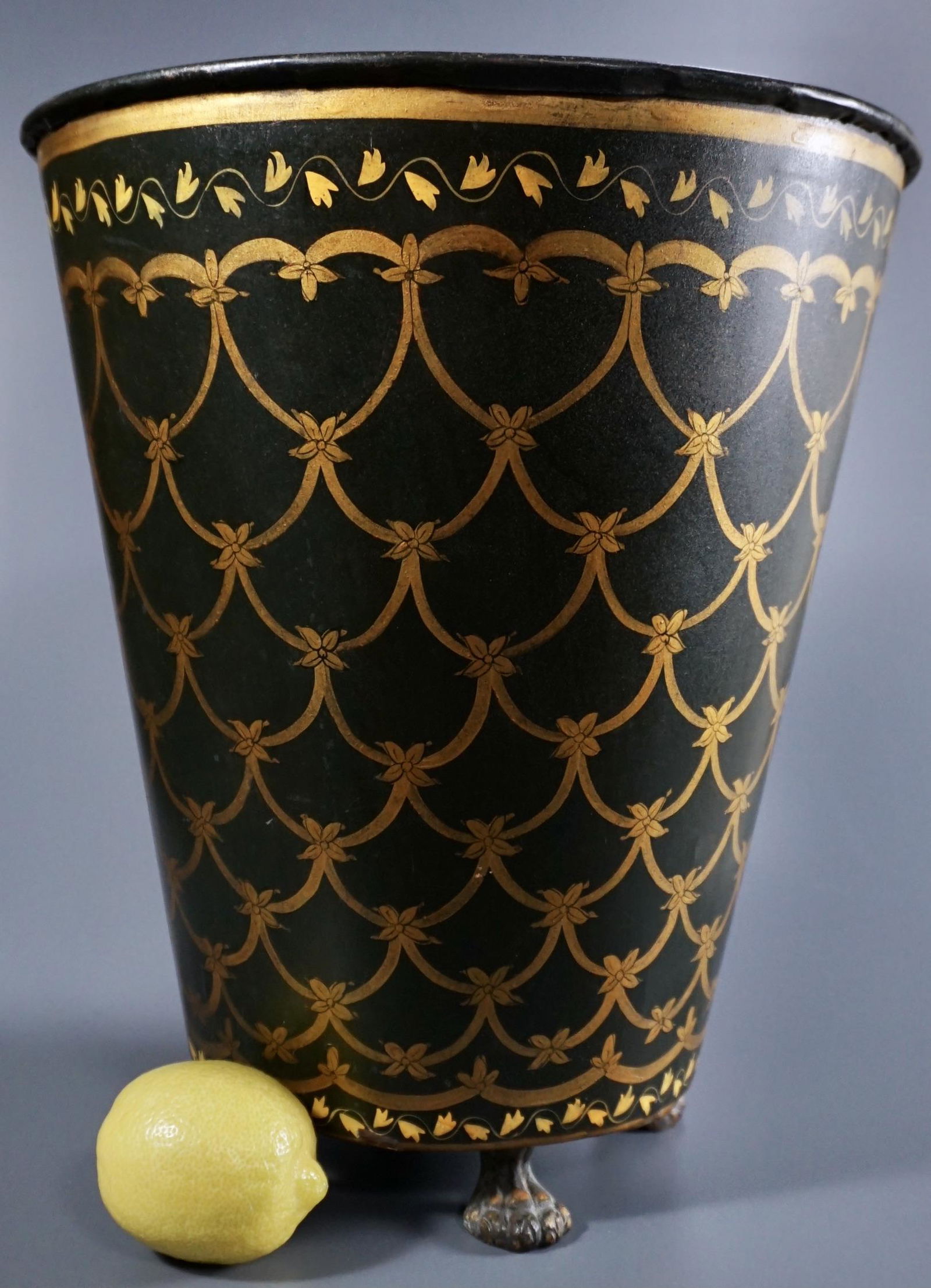 Italian Tole Wastebasket Vintage Florentine Hand (1 of 8)