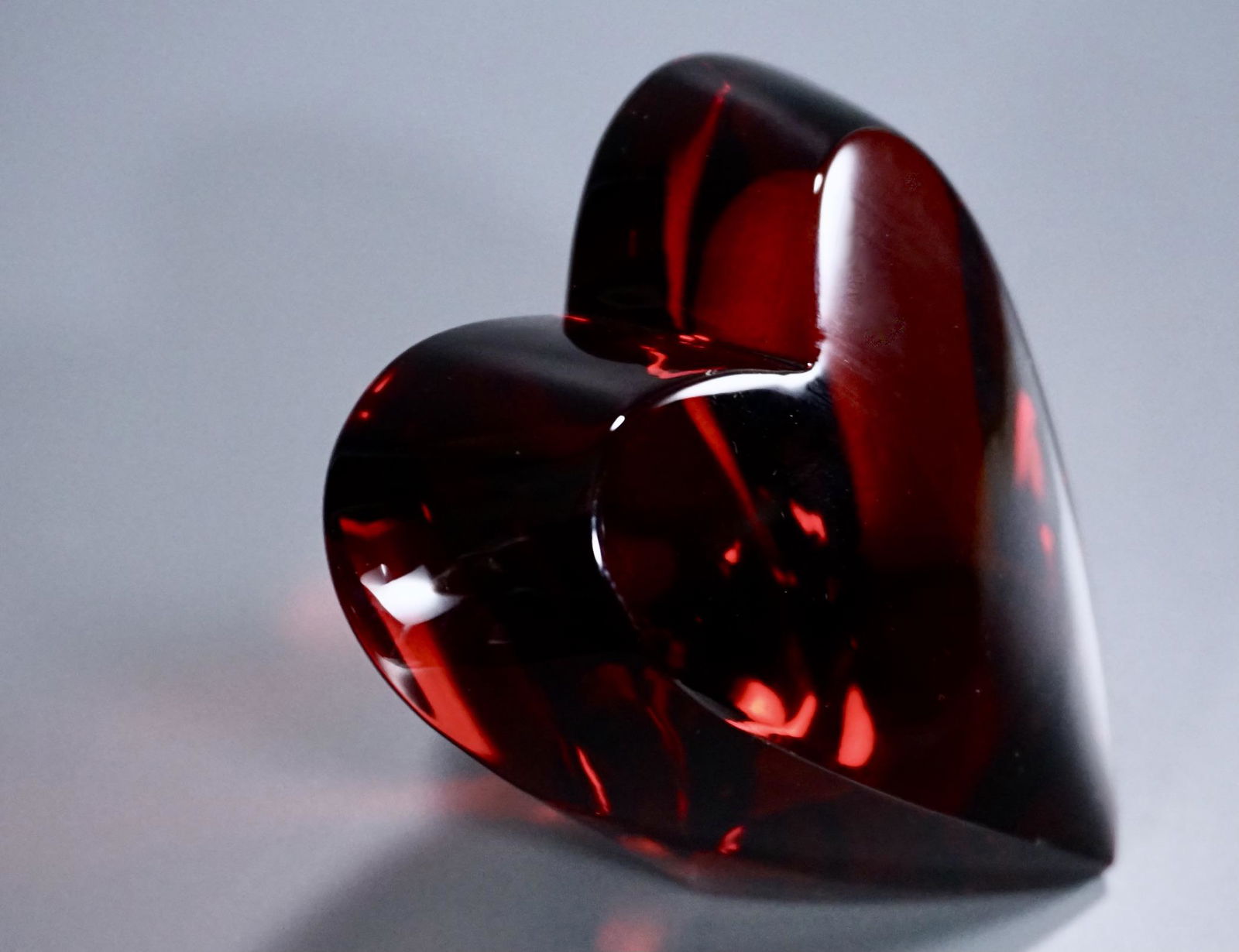 Baccarat France Red Heart Crystal Paperweight (1 of 10)