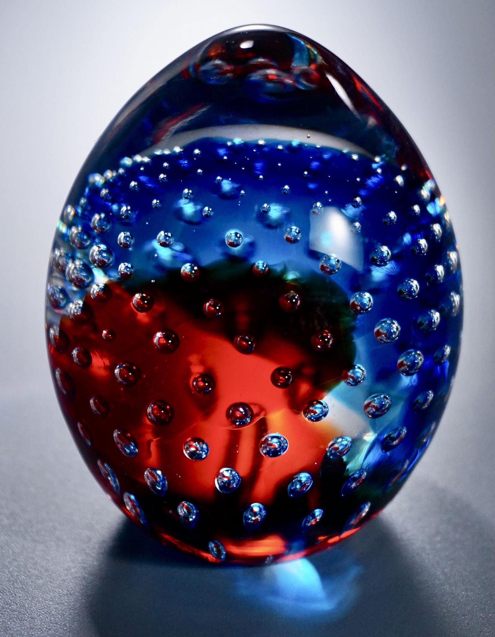 Controlled Bubble Art Glass Egg Paperweight (1 of 6)