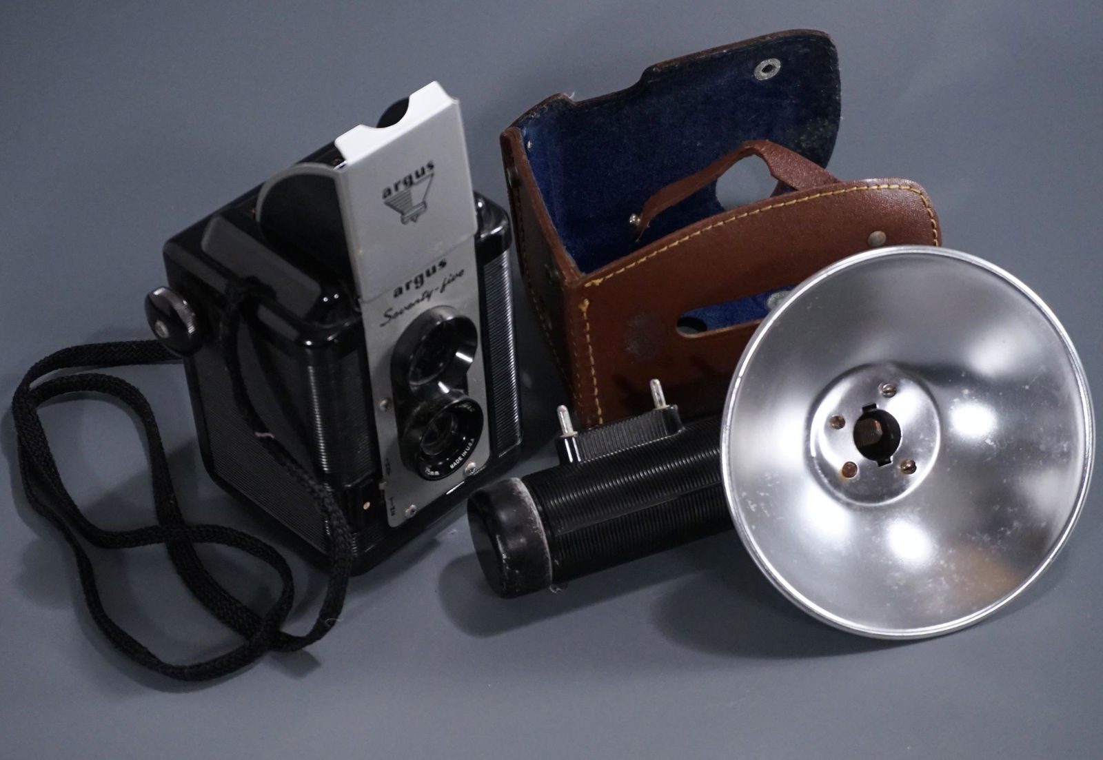 Argus Seventy Five Vintage Photo Camera 75mm Lumar Lens (1 of 6)