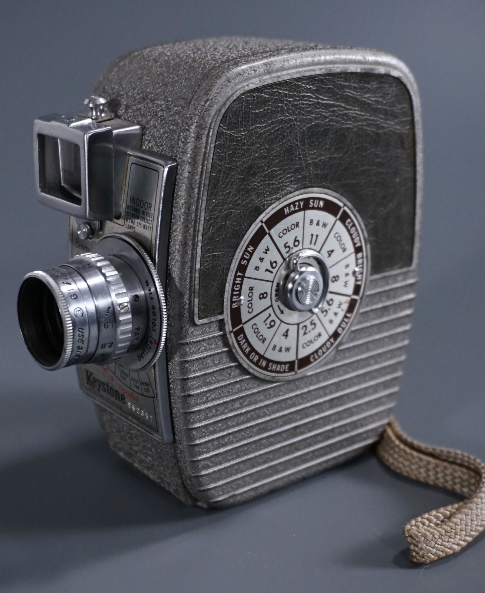 Keystone 8mm K 25 Capri Movie Camera (1 of 8)