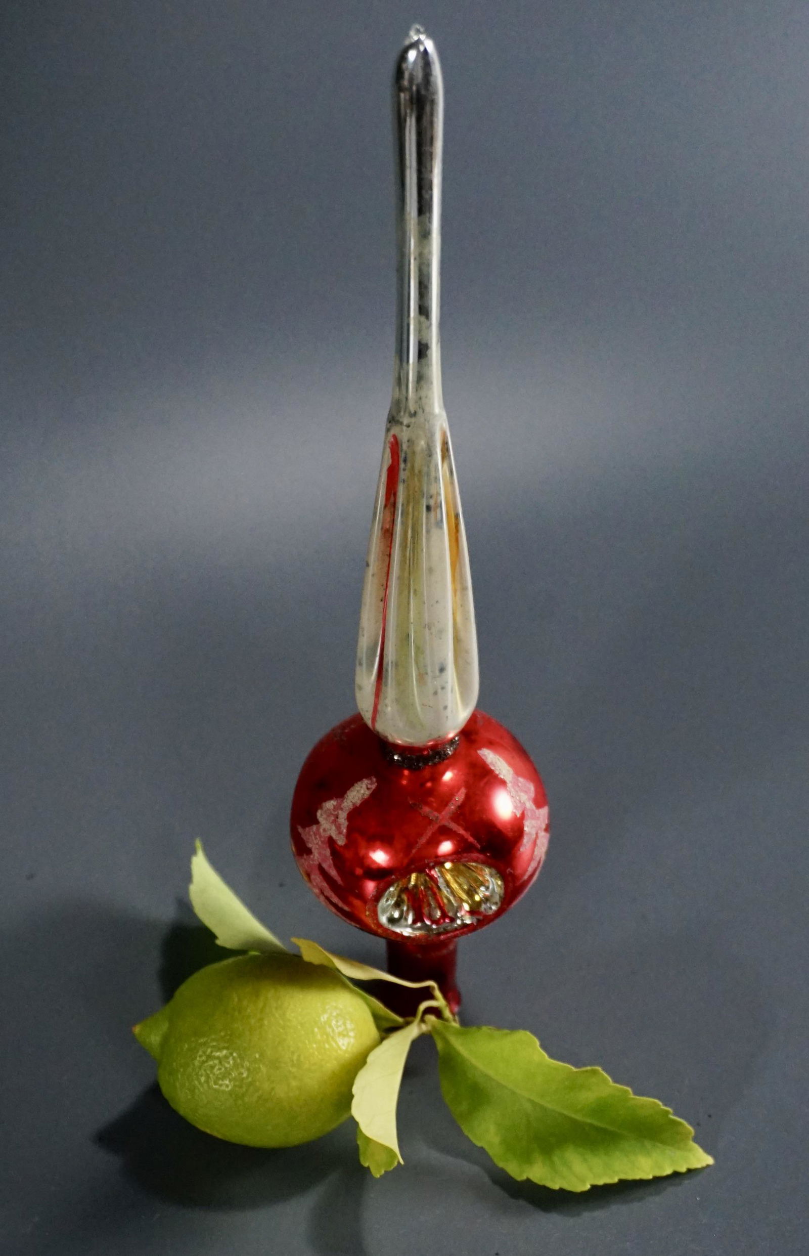 Vintage Christmas Tree Topper Red Glass Indent (1 of 5)