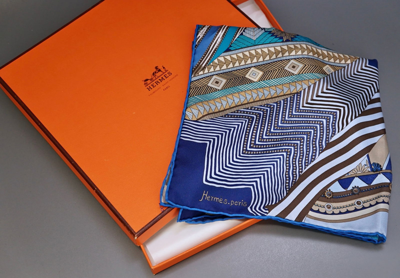 Hermes Pochette Scarf Coupons Indiens Alaine Honore 2008 Blue Pocket Square Gavroche in Orange (1 of 6)