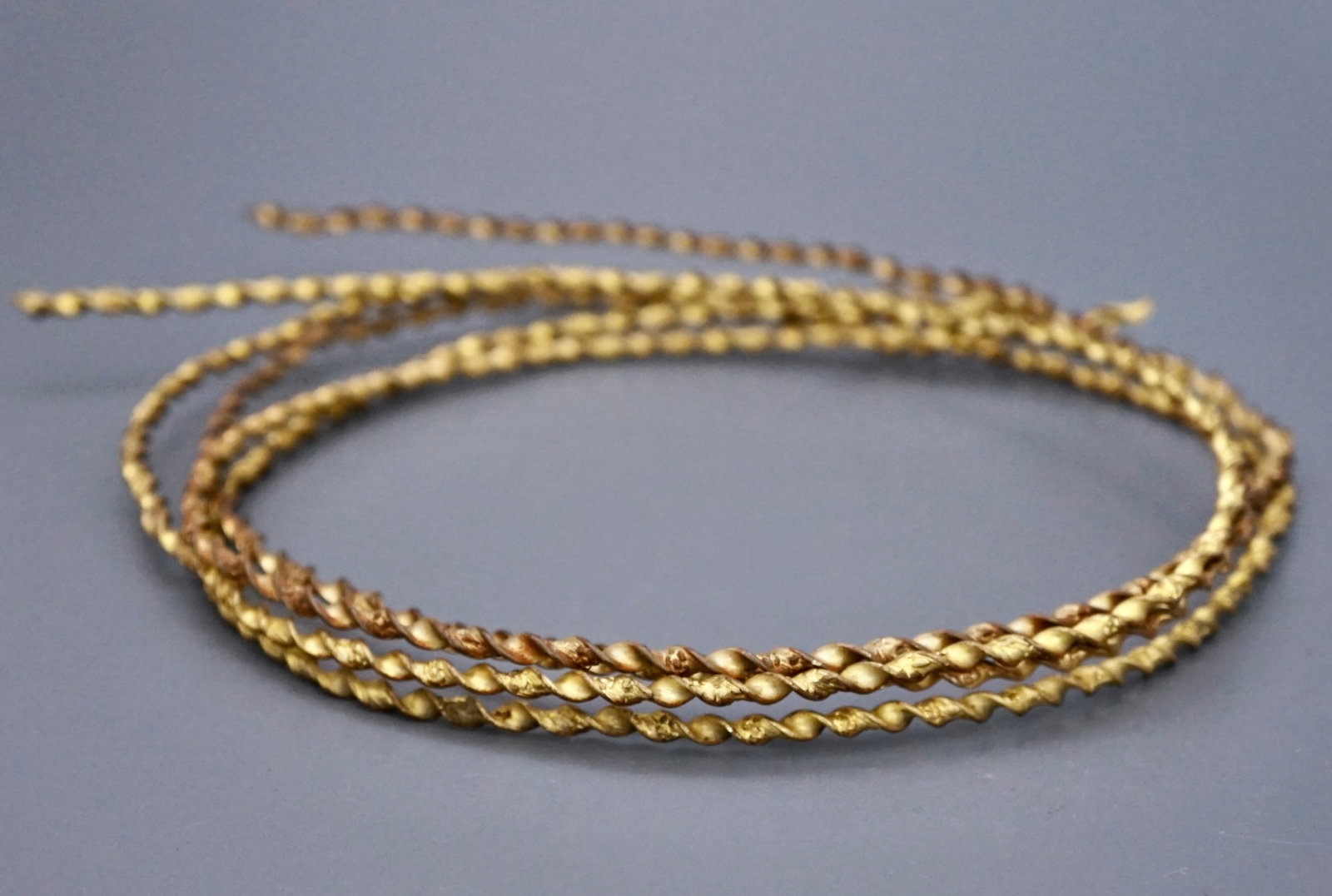 Vintage Furniture Trim Soft Pliable Twisted Brass Rope Vintage Lamp Clock Frame Decor Old Used Parts: Vintage Furniture Trim Soft Pliable Twisted Brass Rope Vintage Lamp Clock Frame Decor Old Used Parts Lot of 2 Pieces Each piece is approximately 47 inches long. Shipping Estimate:SHIPTHEBAY estimate f