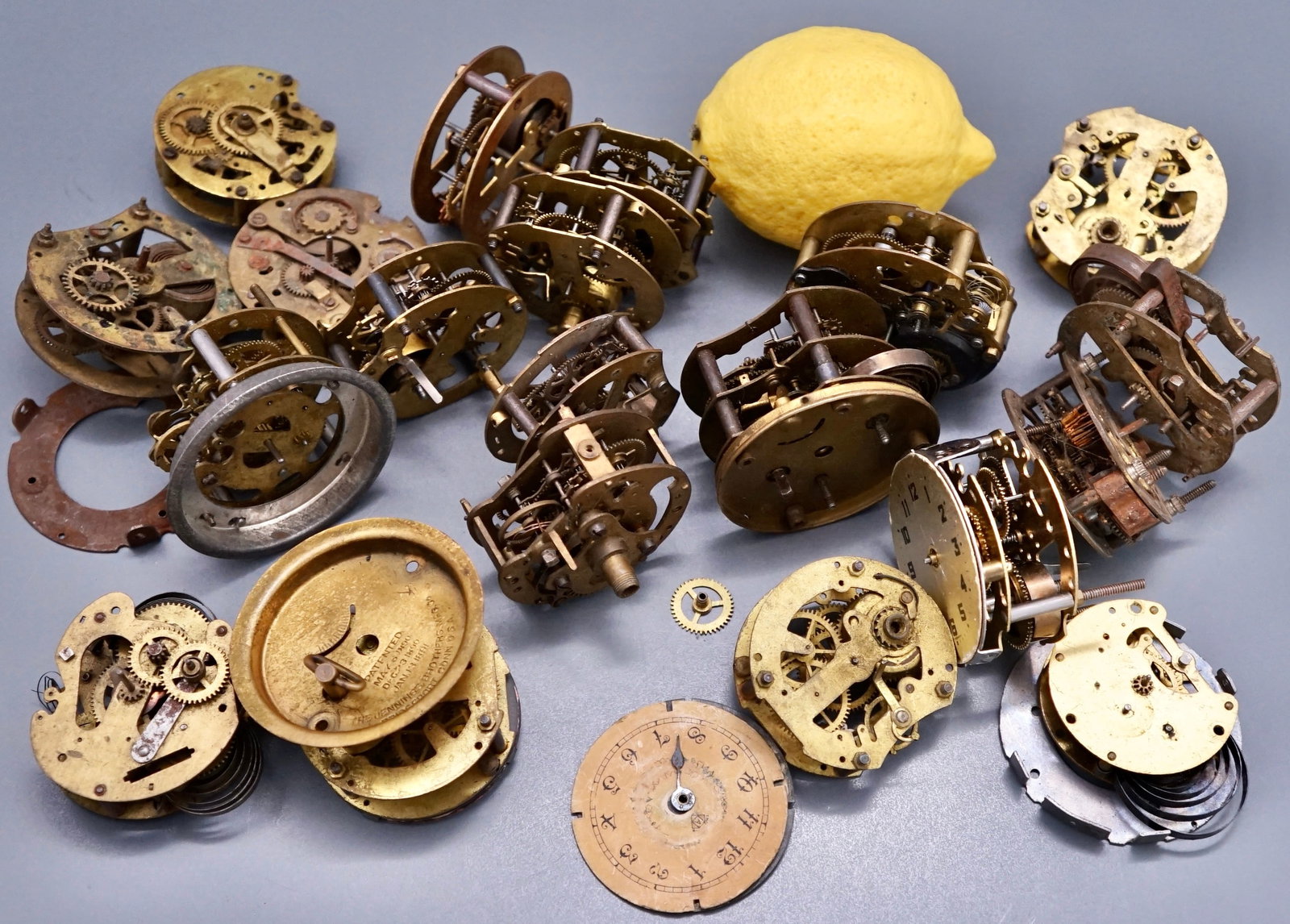 Vintage Clock Movements Parts for Steampunk Art Projects or Repairs Replacement Parts Lot of: Vintage Clock Movements Parts for Steampunk Art Projects or Repairs Replacement Parts Lot of Approximately 20 Small Old Clock Movements Damaged Non Working Untested for Parts Only From approximately 1