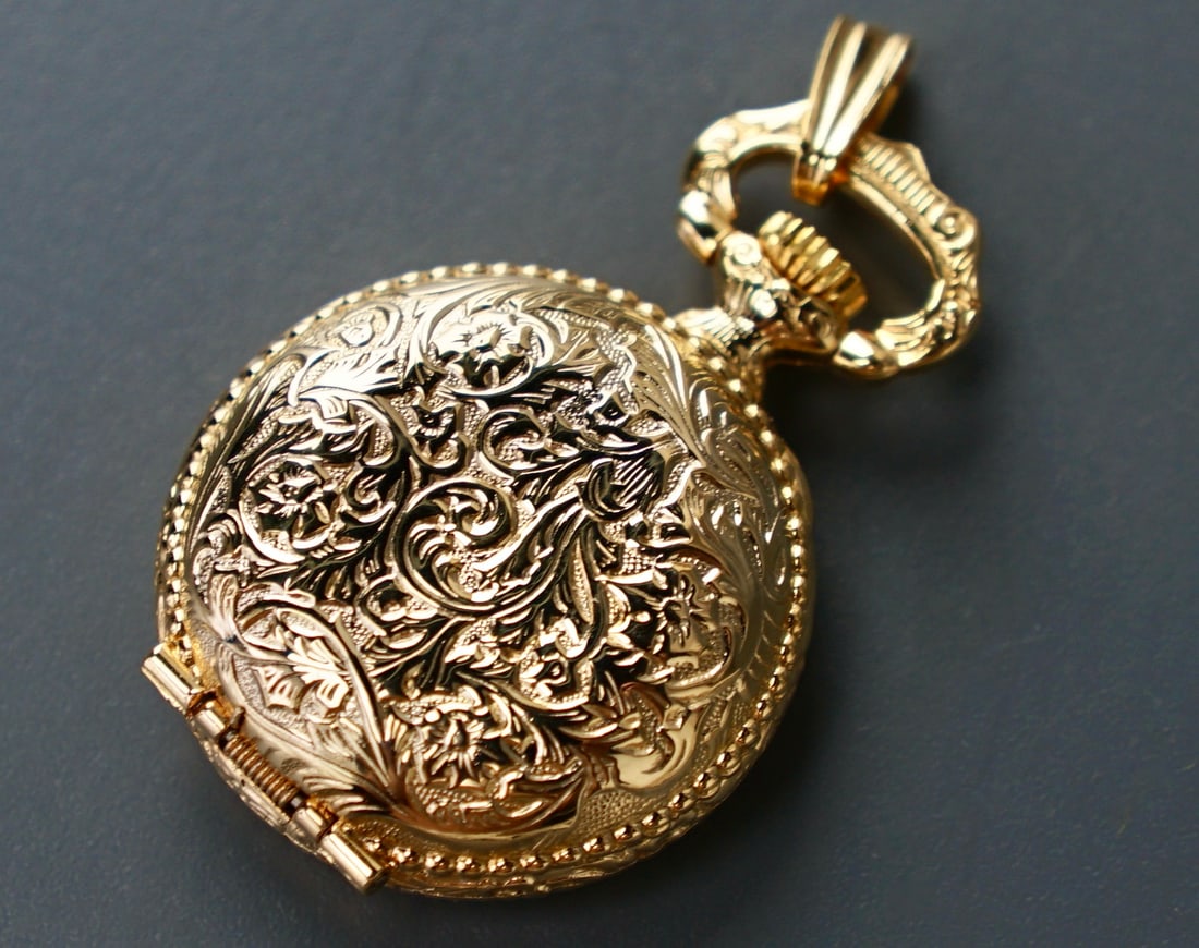 Gold Tone Hunter Case Watch Vintage Swiss Made Framont Mechanical Lady Pendant Watch: Gold Tone Hunter Case Watch Vintage Swiss Made Framont Mechanical Lady Pendant Watch All Framont Swiss made watches are vintage, old stock but never used, no wears or damages, in working condition, so