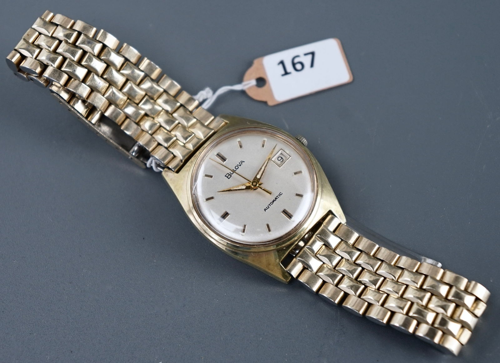 Vintage Watch Bulova Automatic Date Waterproof (1 of 6)