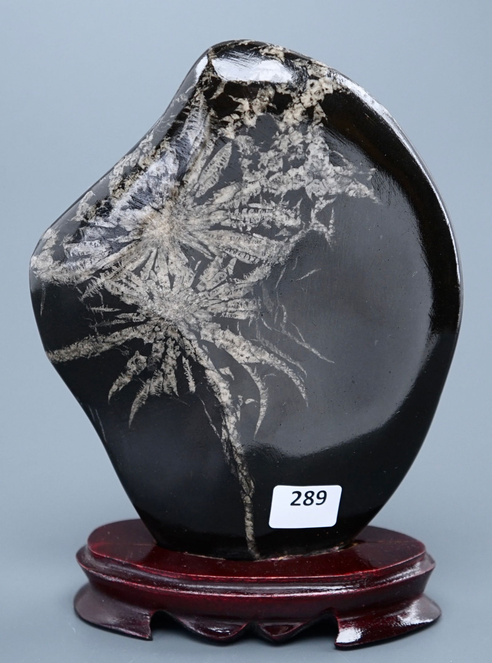 Geode Bolder Flower Design Stone on Wooden Stand (1 of 5)