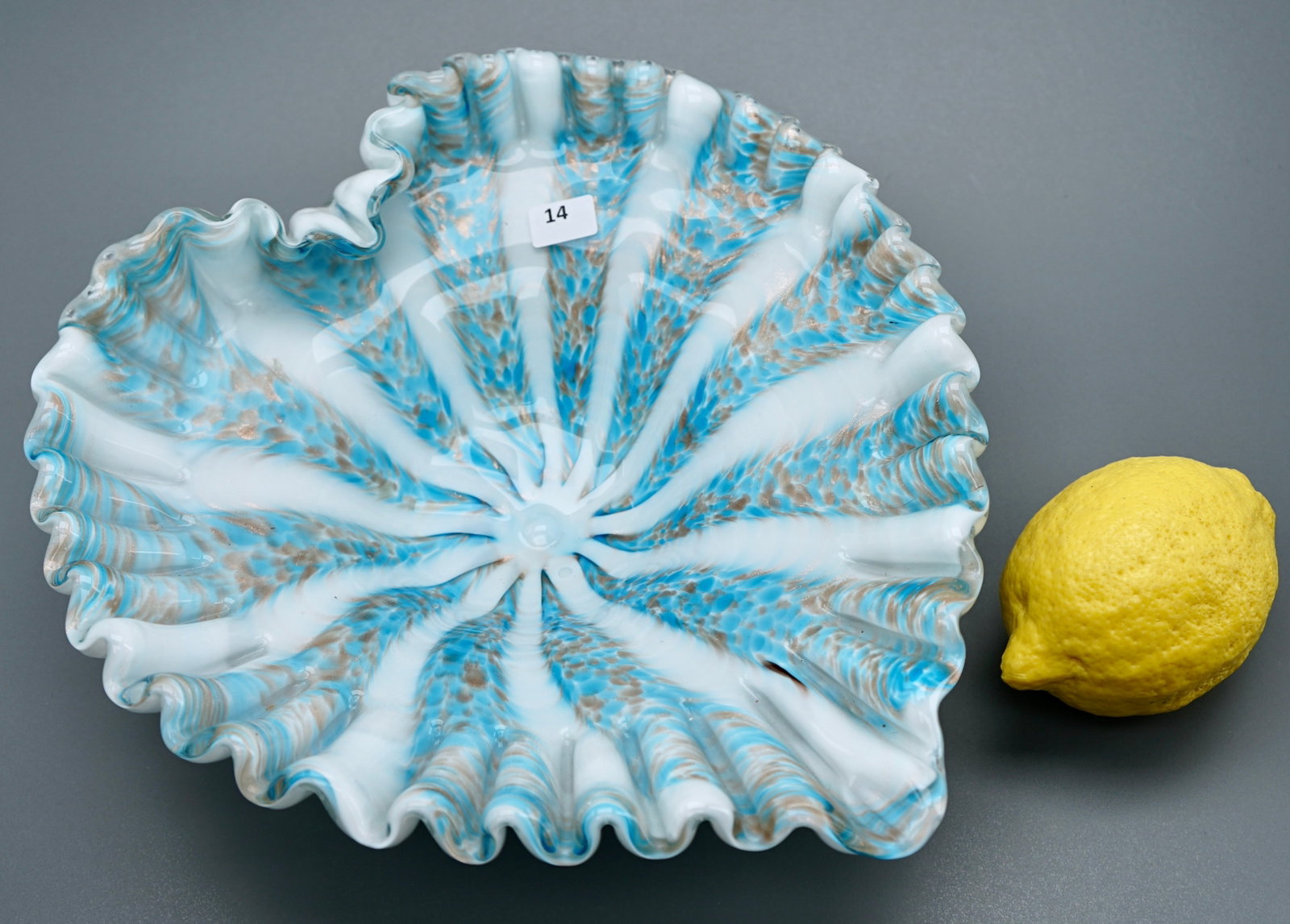 Blue White Heart Vintage Mid Century Centerpiece Ruffle Edge Bowl Copper Gold Flaked Venetian Style: Blue White Heart Vintage Mid Century Centerpiece Ruffle Edge Bowl Copper Gold Flaked Venetian Style Hand Made Cased Art Glass Approximately 10 3/8 x 9 1/4 x 2 7/8 inches tall. SHIPPING & PICKUP: For l