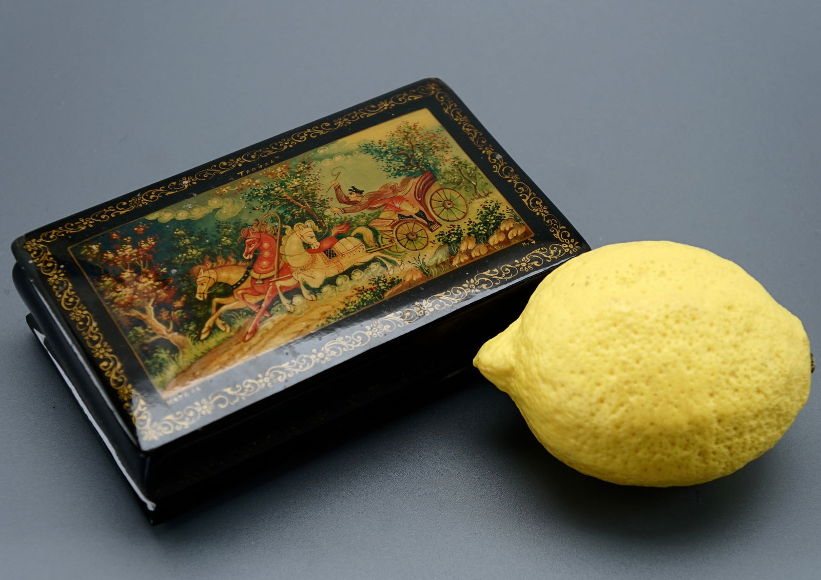 Vintage Russian Horse Riding Lacquer Box Marked Mstera Troika Initialed (1 of 8)