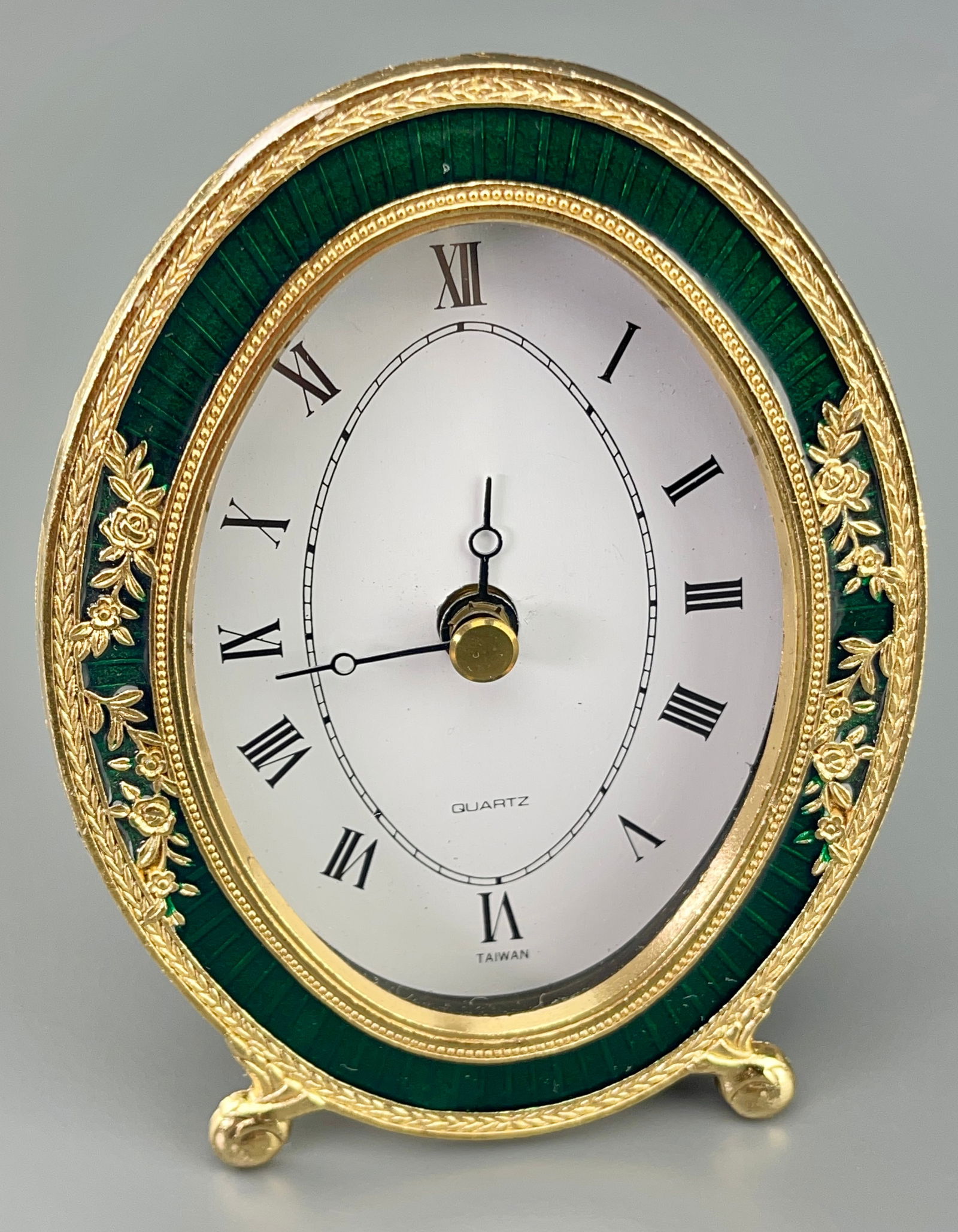 Green Enamel Frame Bedside Clock Mid 20 Century Vintage Quiet Working Quartz Movement Keeps Time (1 of 5)