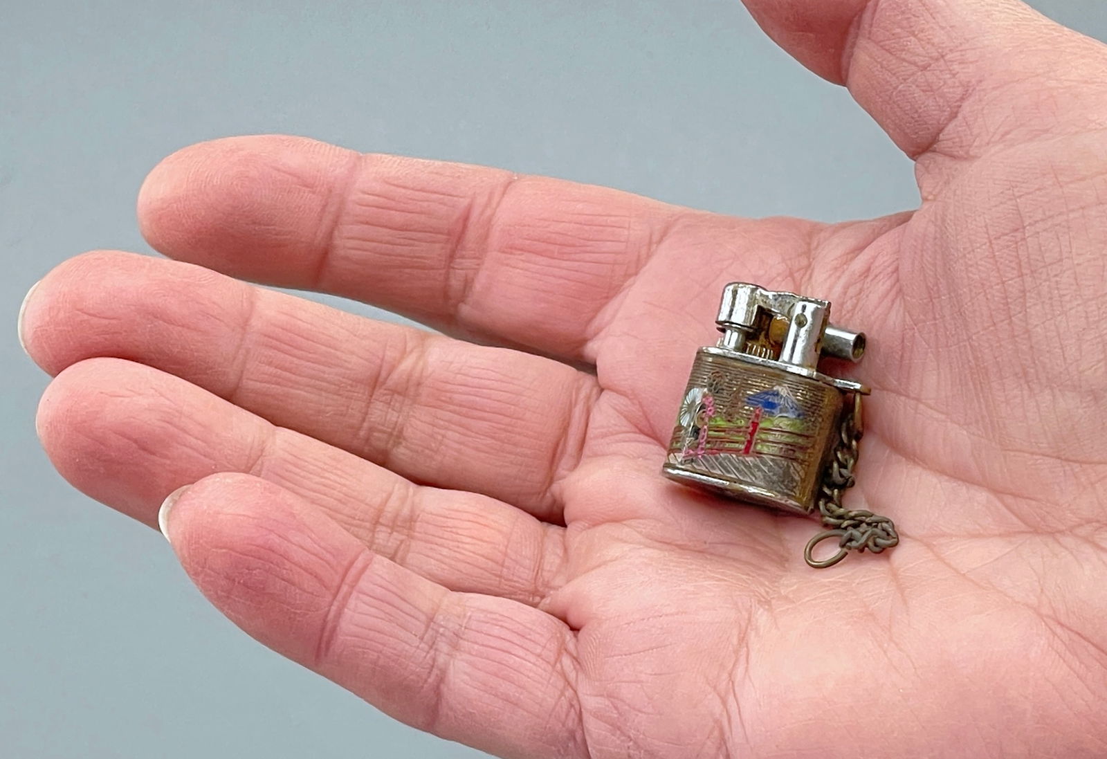 Vintage Rare Japanese Miniature Perky High Class Lighter Pygmy Enamel Cloisonne Geisha Flower (1 of 6)