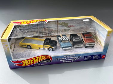 Hot Wheels Premium Horizon Hauler 1978 Dodge Custom 62 Pickup Unopened Set