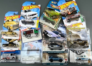 Hot Wheels Mostly Trucks Toy Cars Diecast Models Unused Unopened Lot of 12