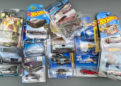 Classic Vintage and Others Hot Wheels Diecast Toy Cars Lot of 12