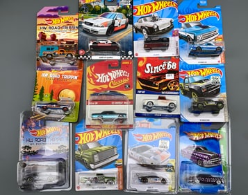 12 Attractive Mattel Diecast Hot Wheels Miniature Model Cars Unused