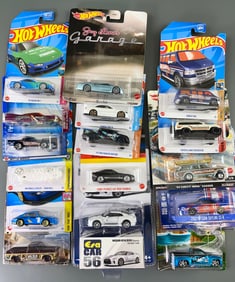 Jay Leno Garage Nissan Skyline GT-R Lot of 16 Collectable Miniature cars in Original Packages