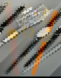 Vintage Wristwatches Quartz Dress Watches Lot of 3 including Oscar de la Renta Batteries Exhausted: Vintage Wristwatches Quartz Dress Watches Lot of 3 including Oscar de la Renta Batteries Exhausted Untested Condition Unknown Sold As Is