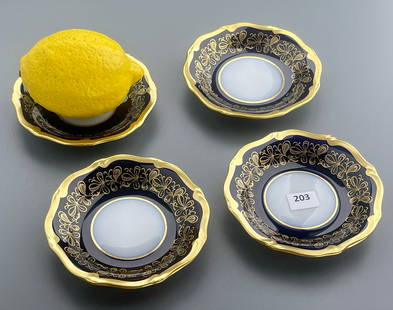 Small Cobalt Rosette Plate German Echt Weimar Kobalt Vintage German Porcelain: Small Cobalt Rosette Plate German Echt Weimar Kobalt Vintage German Porcelain Lot of 4 Approximately 4 inches in diameter.