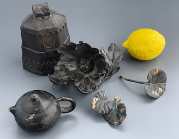 Oriental Bronze Group Small Teapot Cast Bronze Bell Without Clapper Flower Water Lily Leaf Parts
