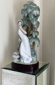 Lladro 01835 Waiting in the Willow Large Sculpture Limited Edition 1000 Pieces Sculptor Jose Puche