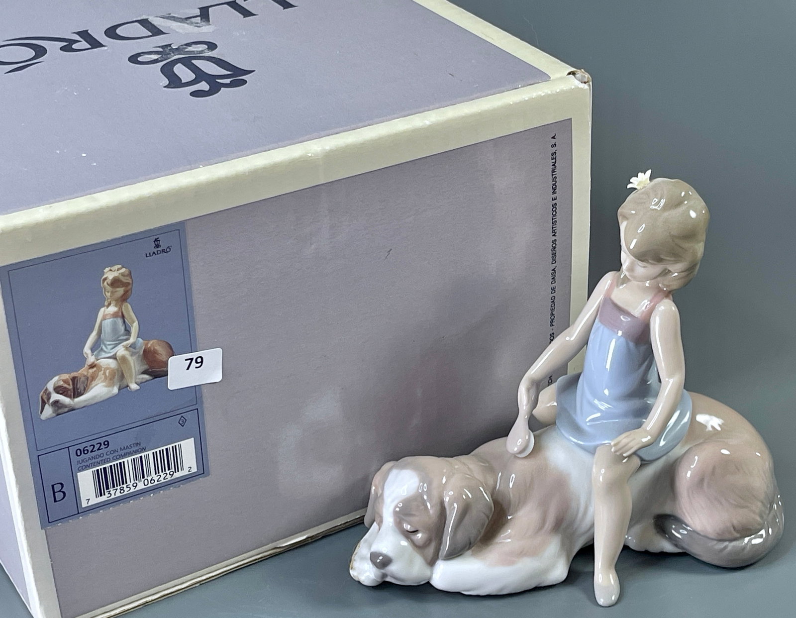 Contended Companion 06229 Lladro Figurine Spanish Name Jugando Con Mastin Sculptor Juan Huerta Year: Contended Companion 06229 Lladro Figurine Spanish Name Jugando Con Mastin Sculptor Juan Huerta Year Issued 1995