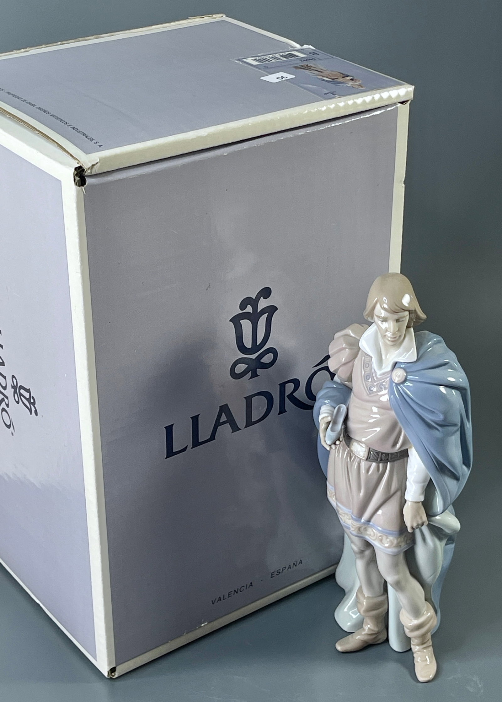 Vintage Lladro Cinderella s Prince 6092 Buscando A Cenicienta Large Porcelain Figuine (1 of 7)